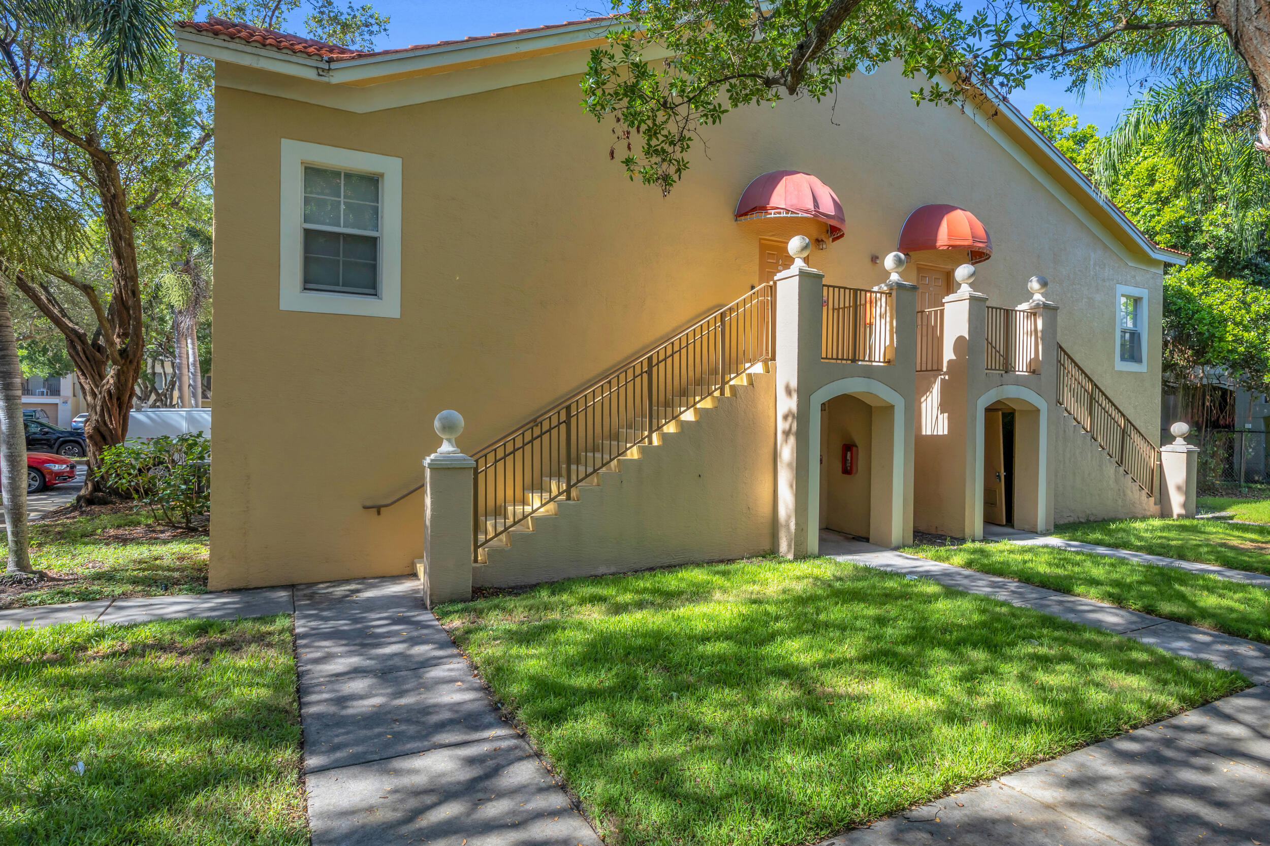 4241 San Marino Boulevard 207 Property Photo 4