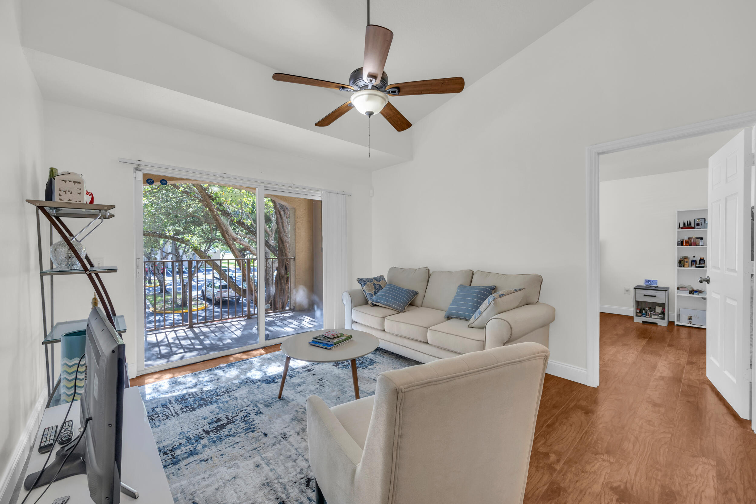 4241 San Marino Boulevard 207 Property Photo 8