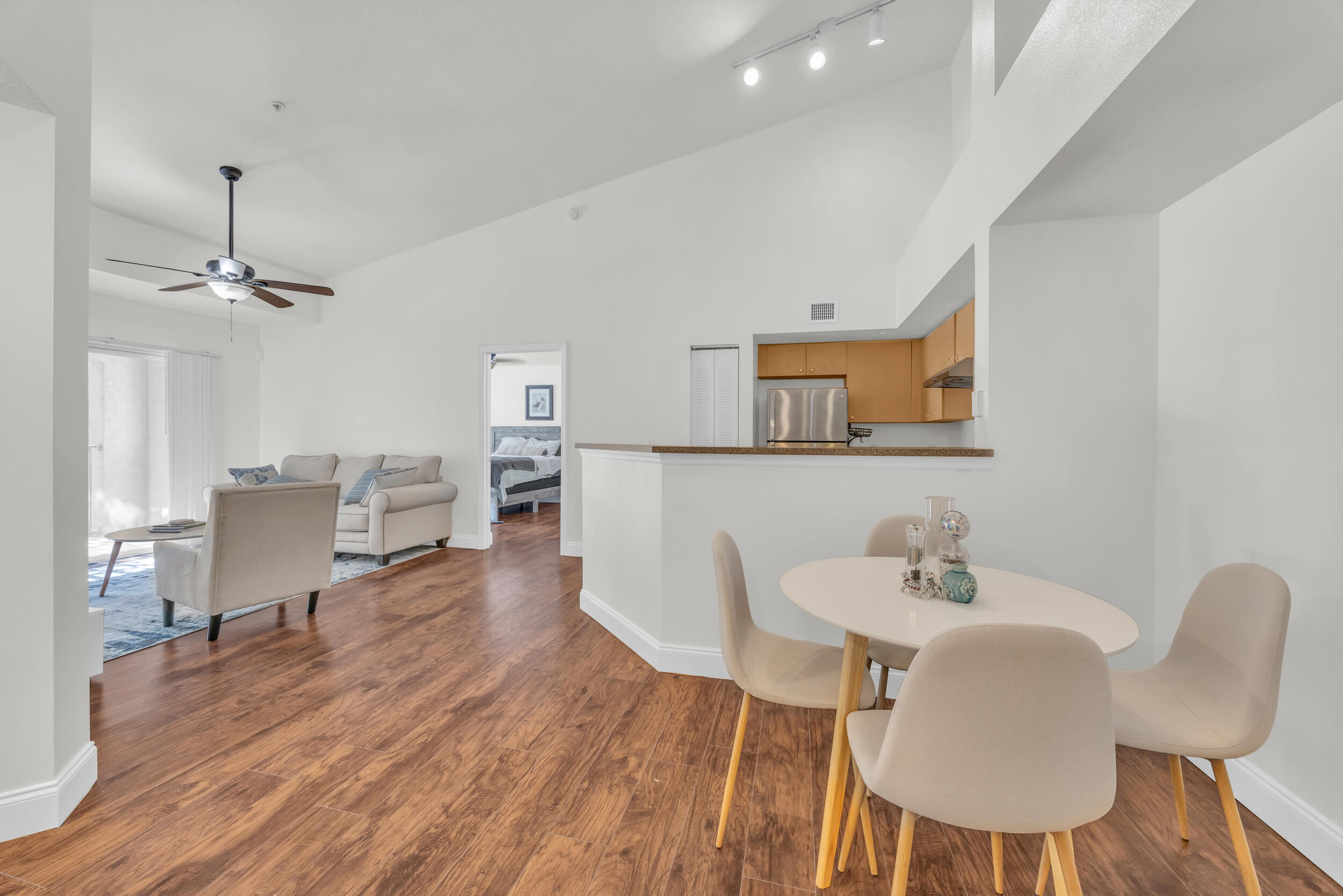 4241 San Marino Boulevard 207 Property Photo 12