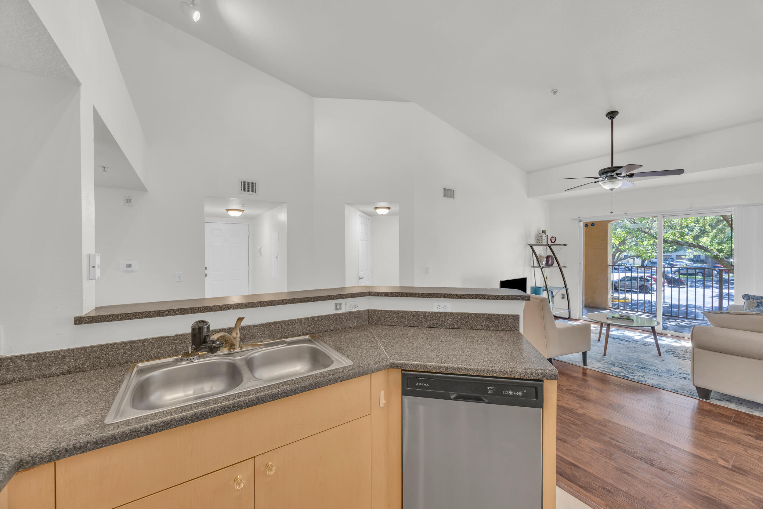 4241 San Marino Boulevard 207 Property Photo 18
