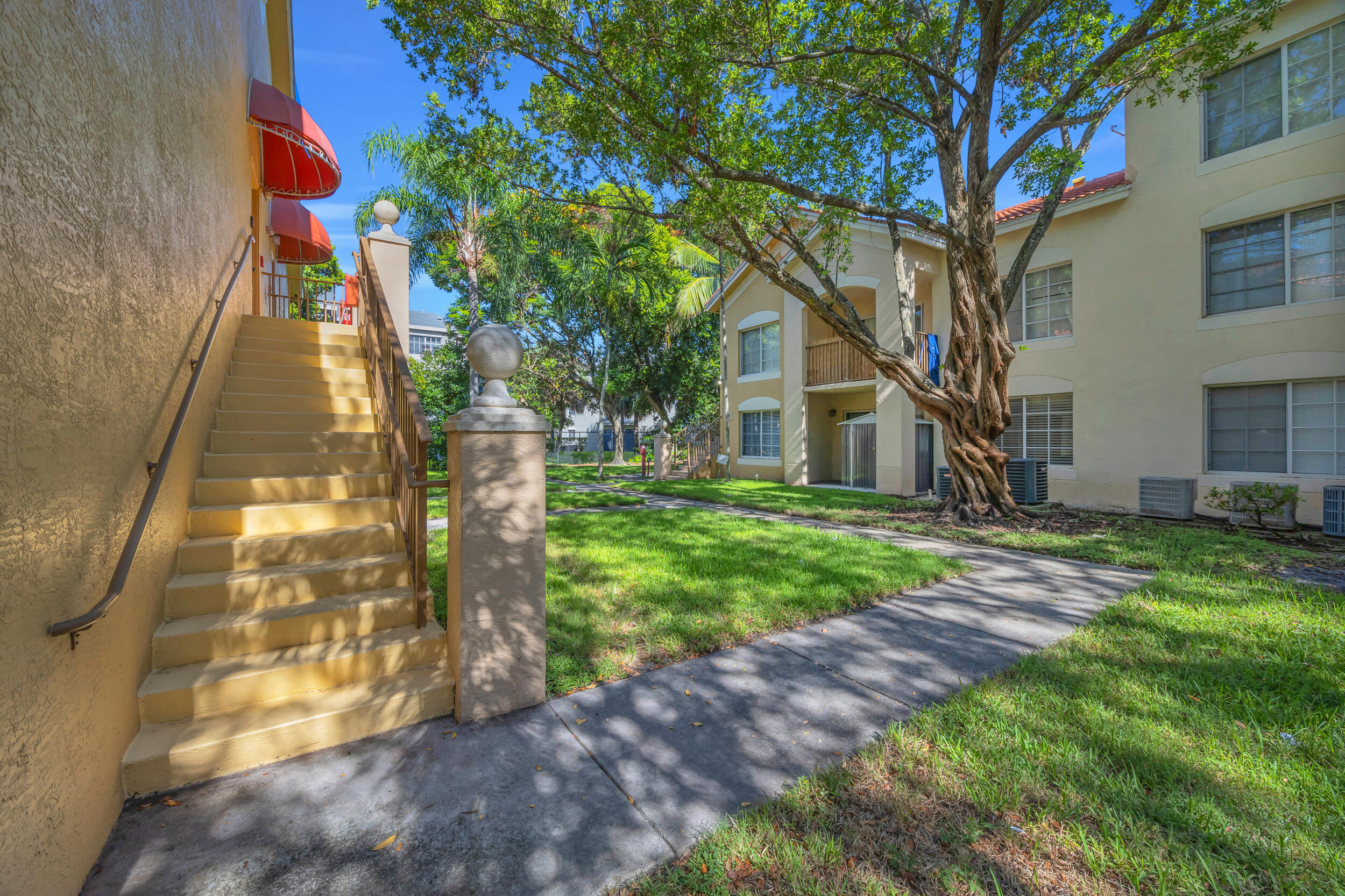 4241 San Marino Boulevard 207 Property Photo 28