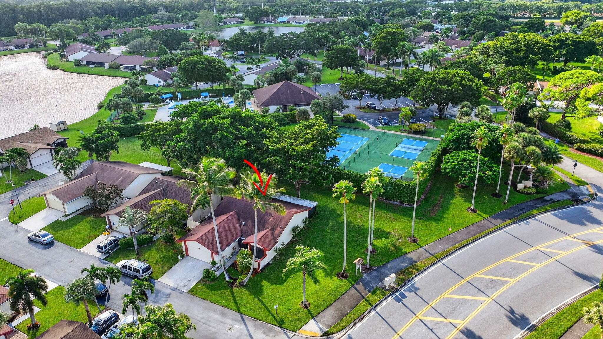 29 Fawlkland Circle Property Photo 2