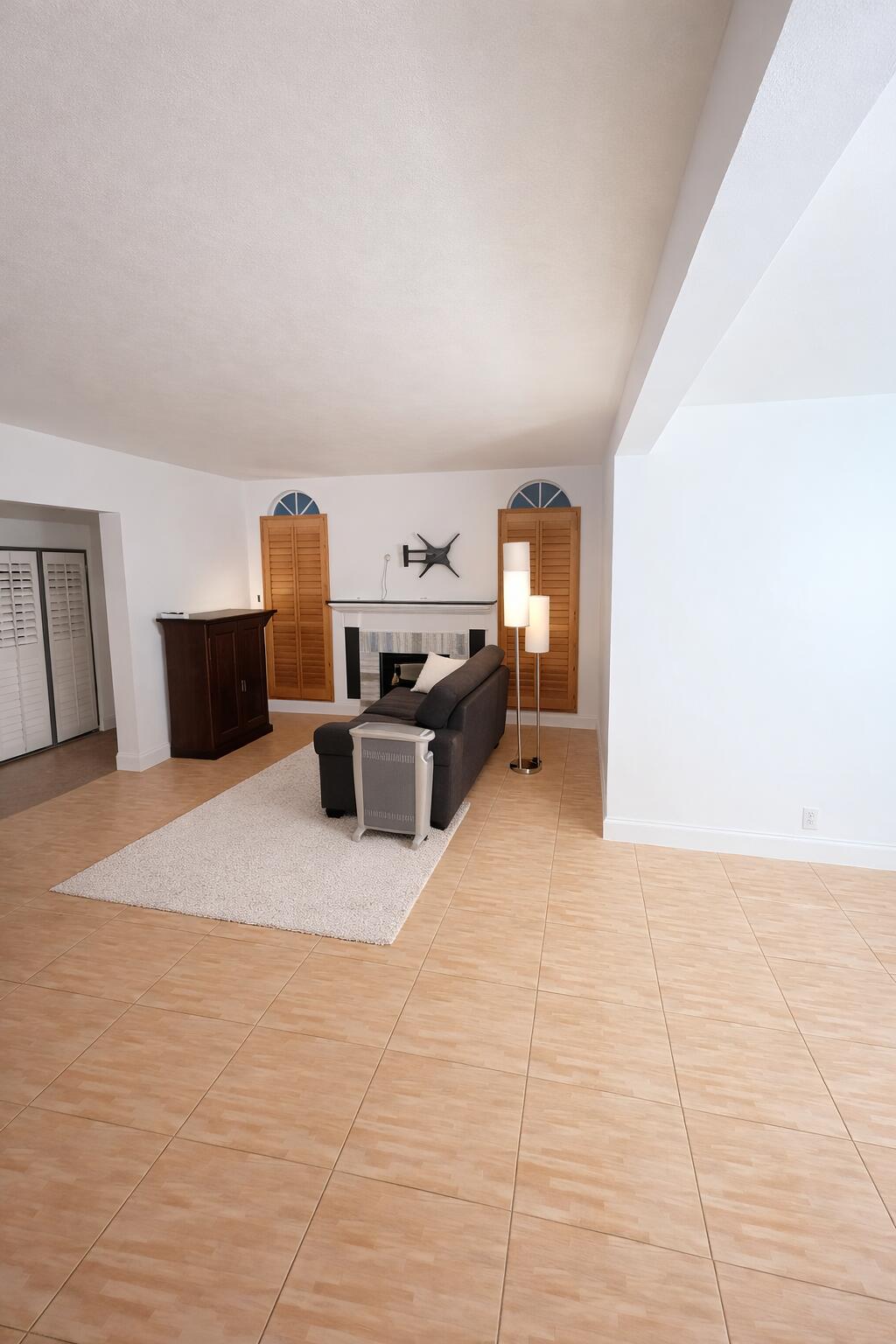 629 Selkirk Street Property Photo 10