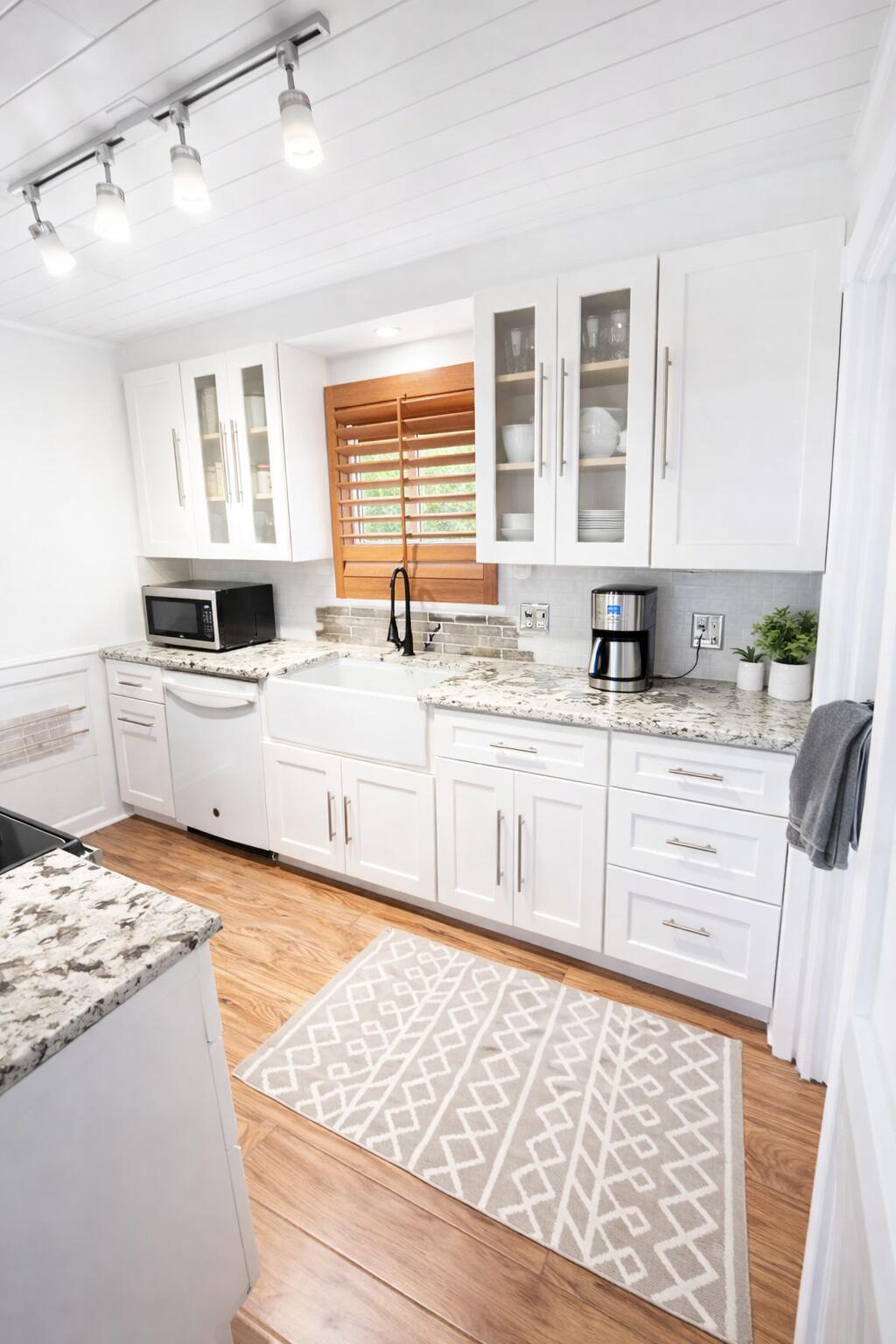 629 Selkirk Street Property Photo 13