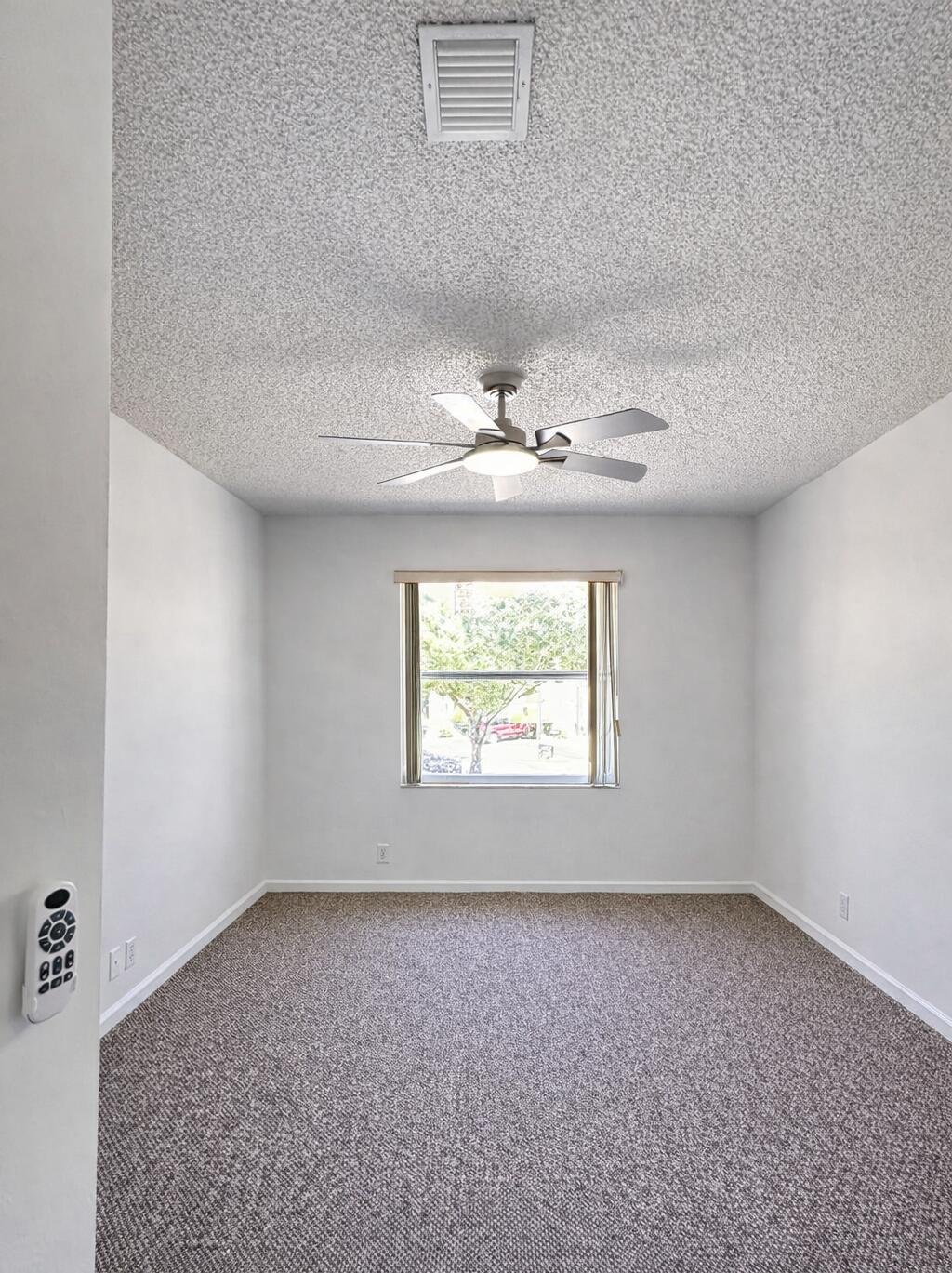 703 Crosswinds Drive Property Photo 10