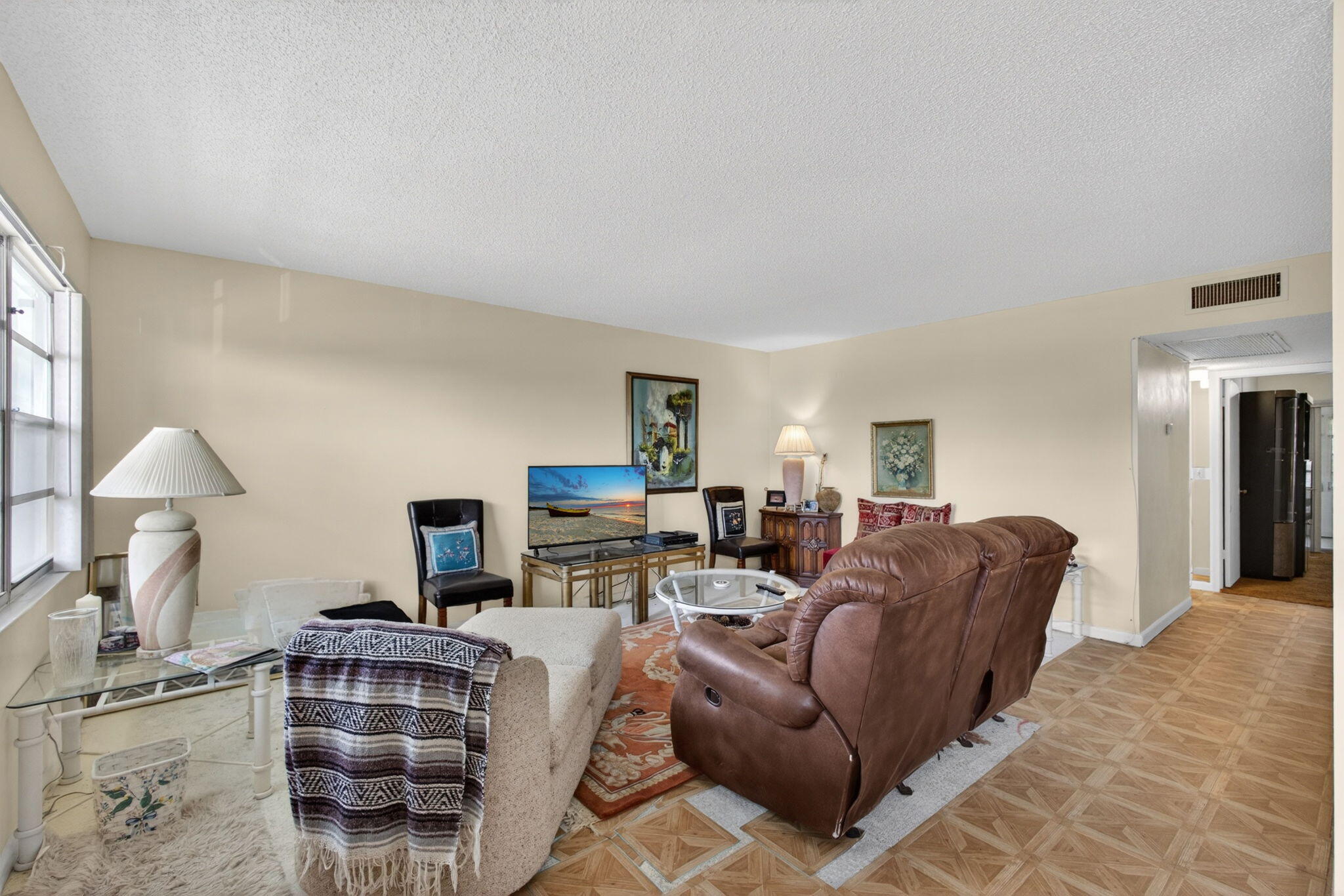 348 Wellington H Property Photo 11