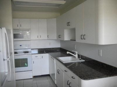 1561 Nw 20th Avenue 101 Property Photo 2
