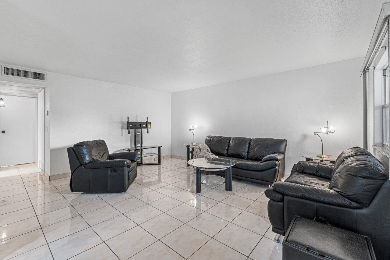 260 Brittany F Property Photo 7