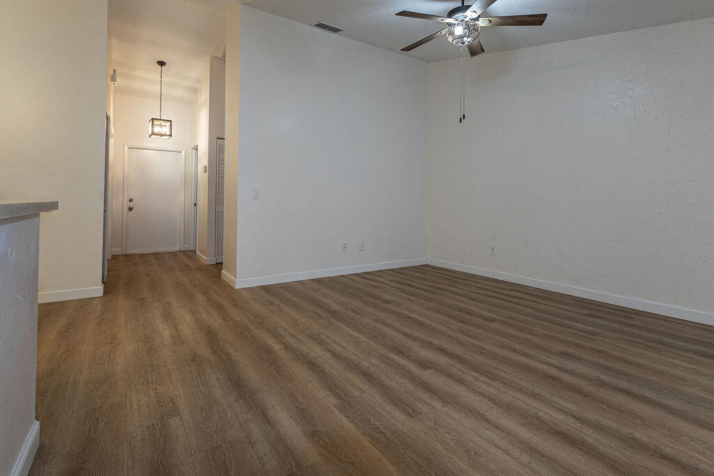 9127 Sw 21st Street E Property Photo 24