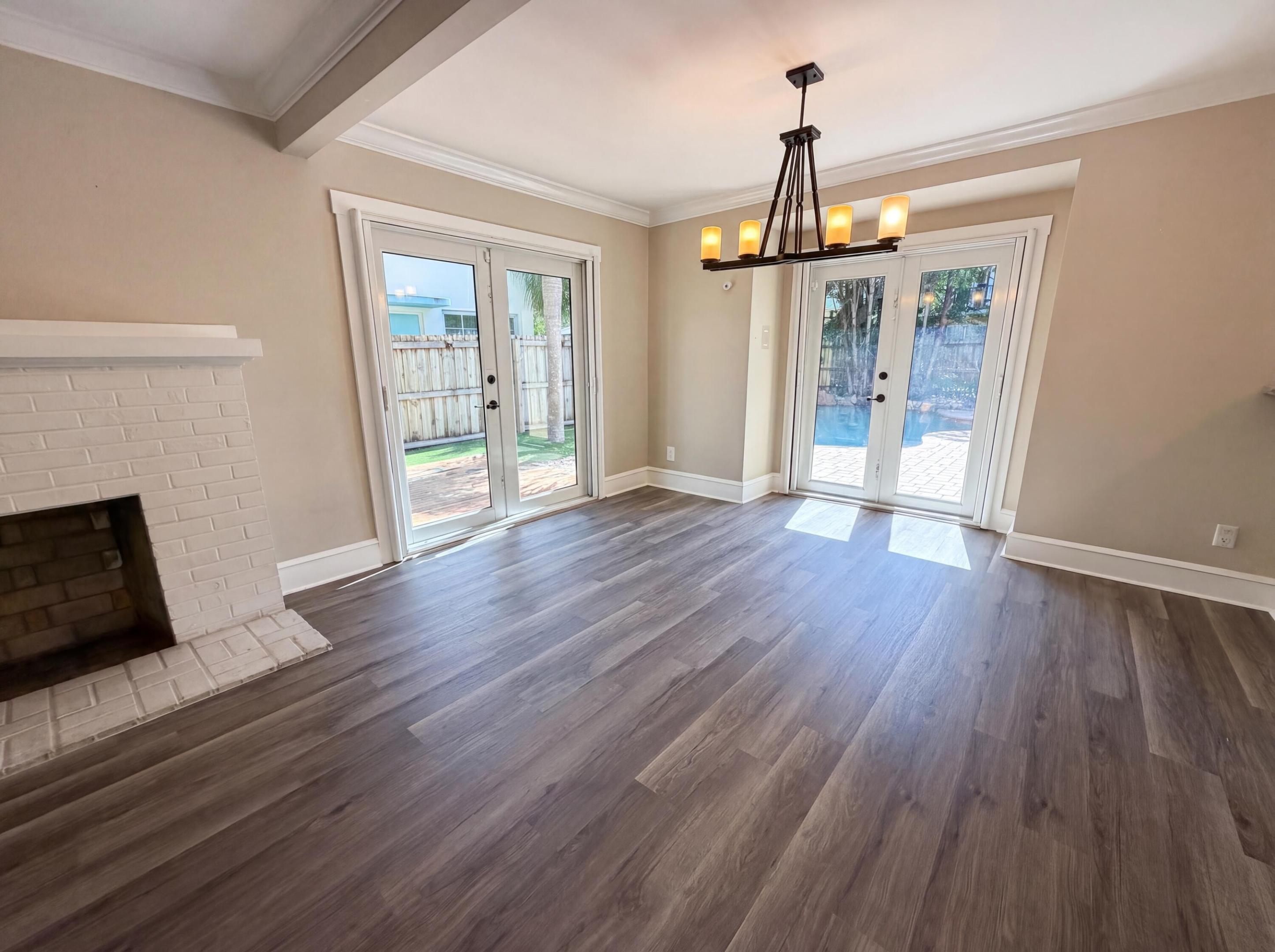 207 S Ocean Breeze Property Photo 10