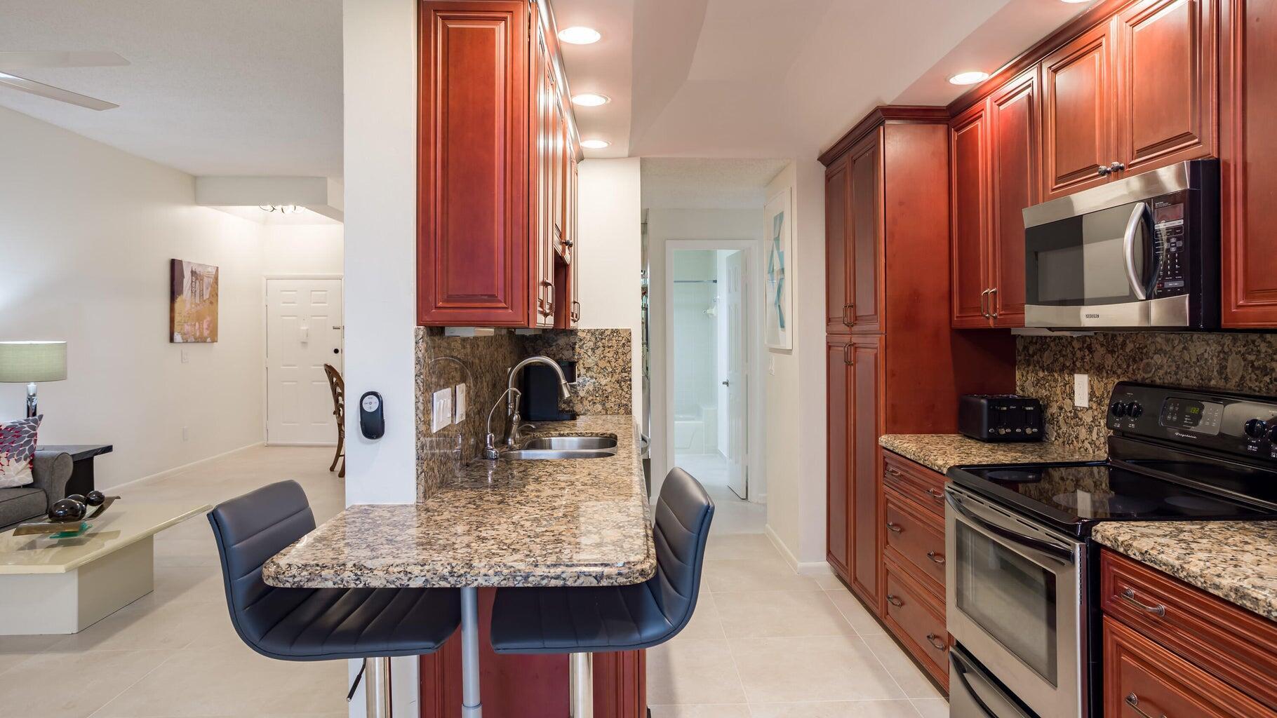 7460 La Paz Boulevard 208 Property Photo 8