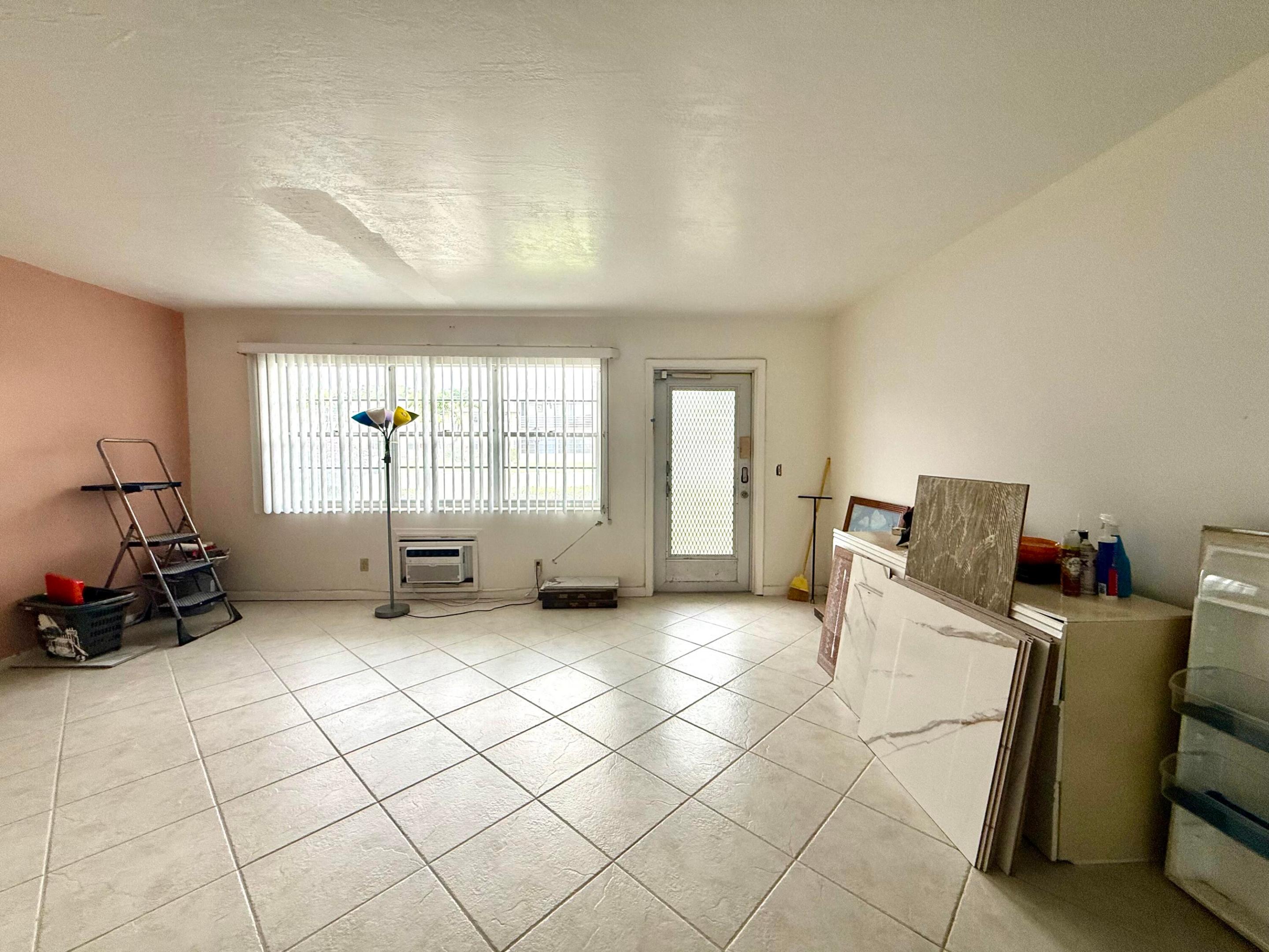 343 Chatham Q Property Photo 3