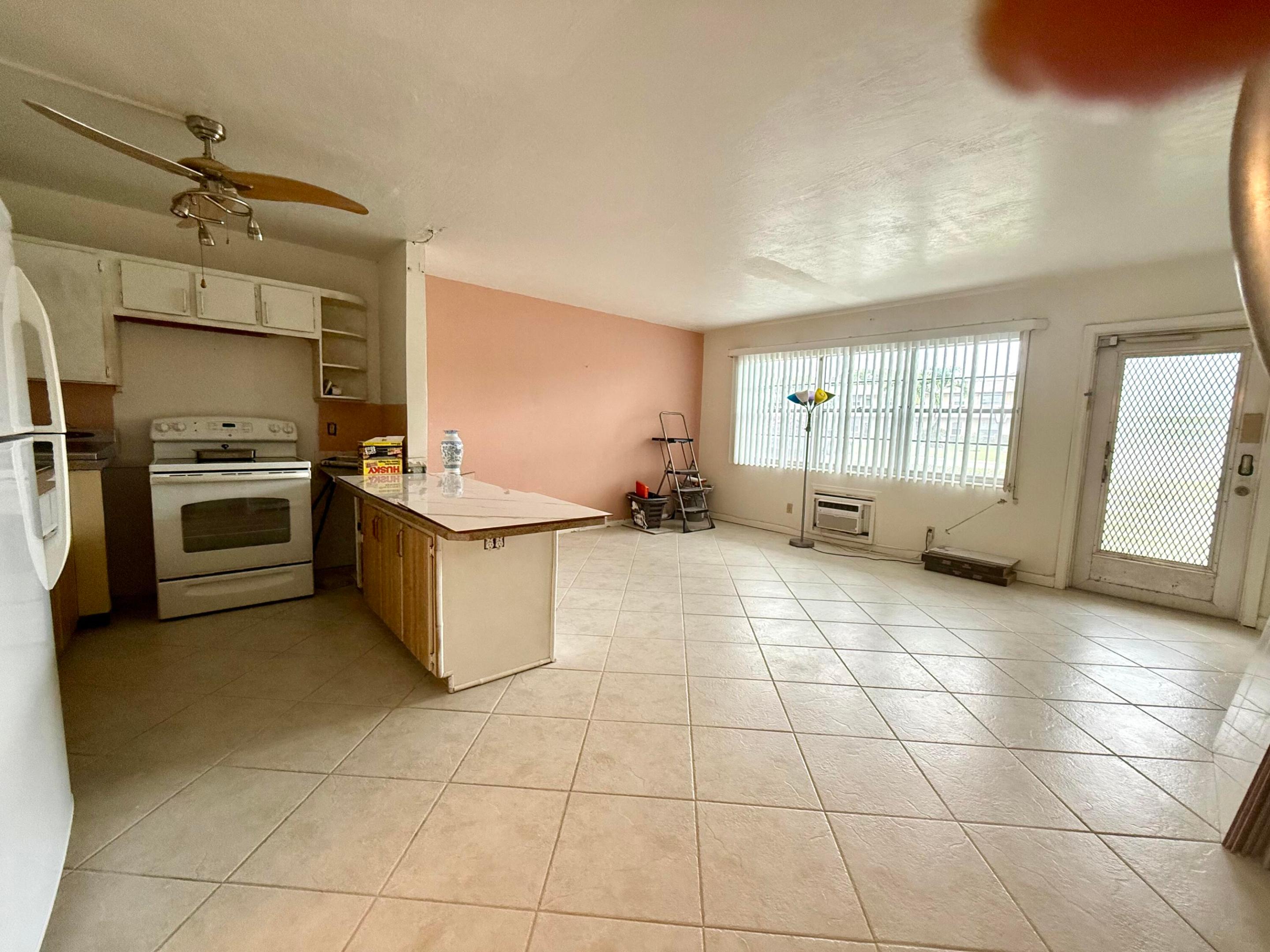 343 Chatham Q Property Photo 5