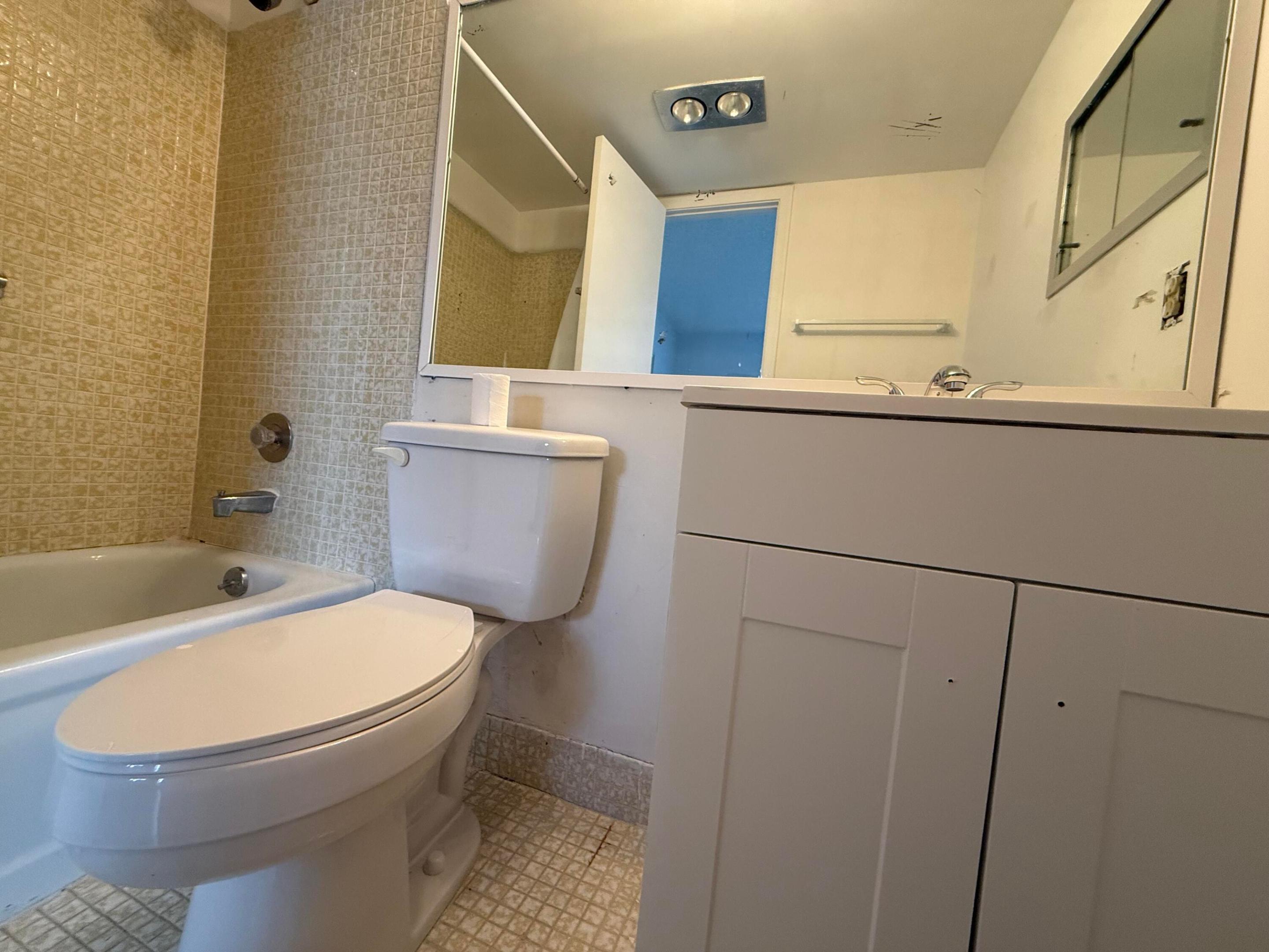 343 Chatham Q Property Photo 8