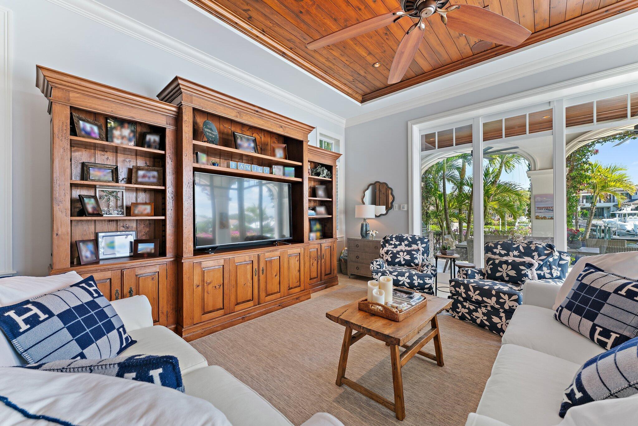 103 Quayside Drive Property Photo 14