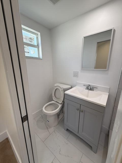 409 Perry Avenue Property Photo 6
