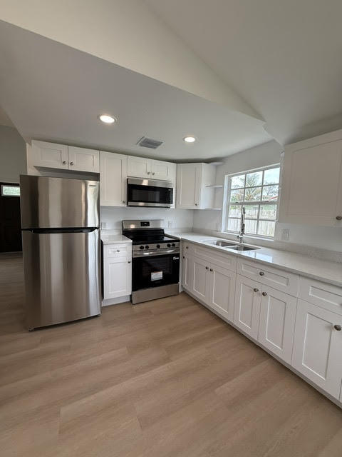 409 Perry Avenue Property Photo 13