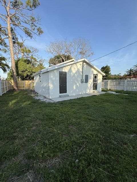 409 Perry Avenue Property Photo 18