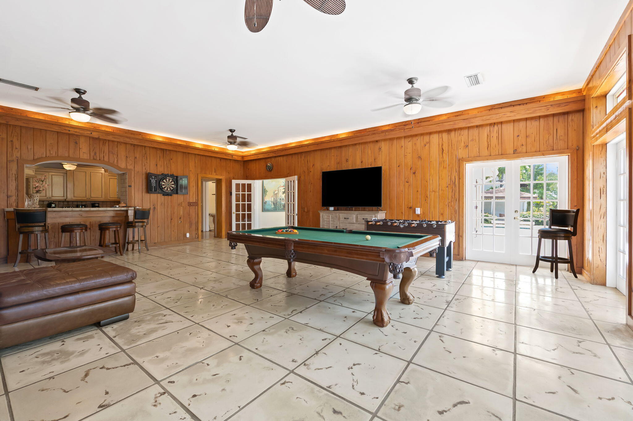 2400 Delmar Place Property Photo 16