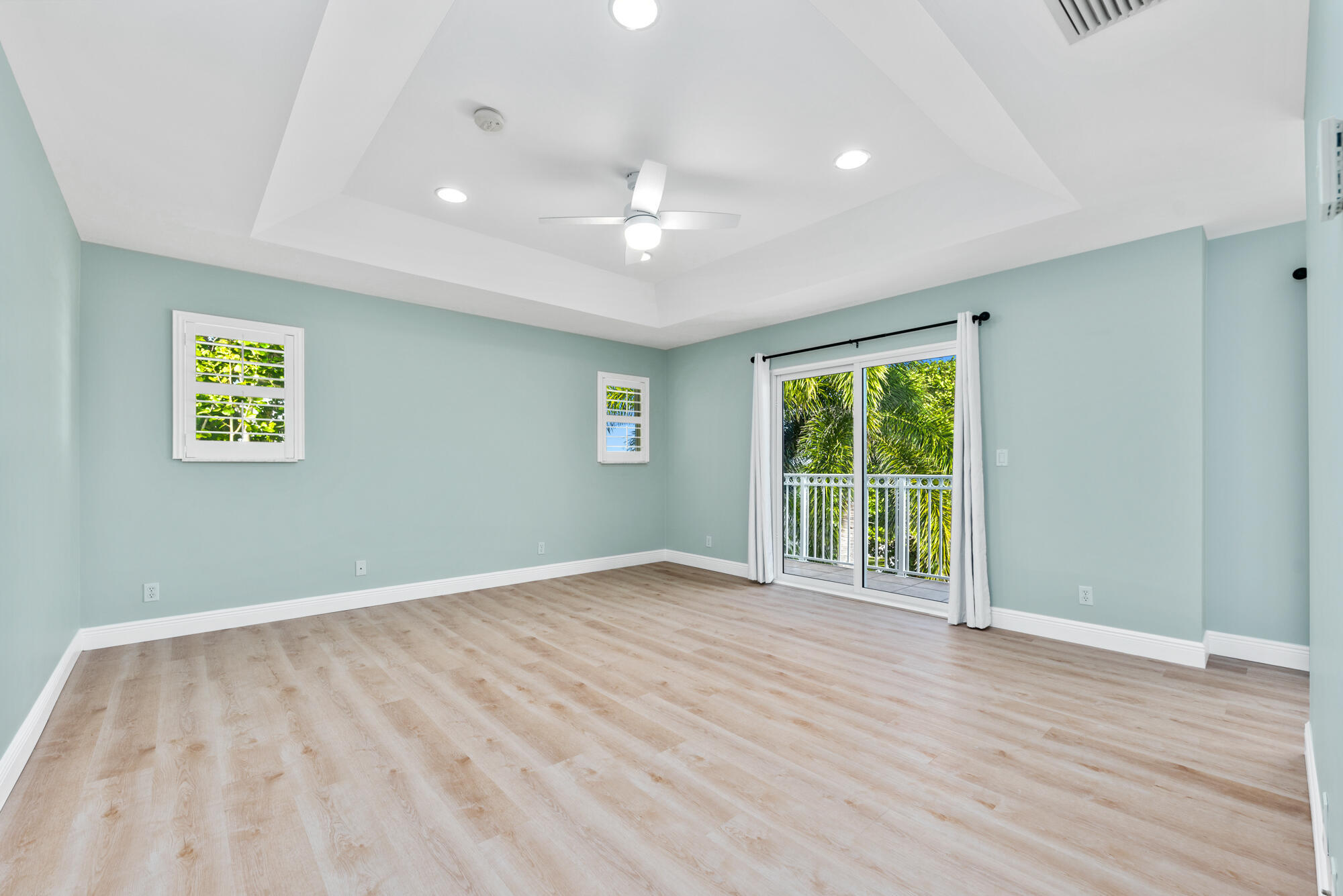 490 Mars Way Property Photo 19