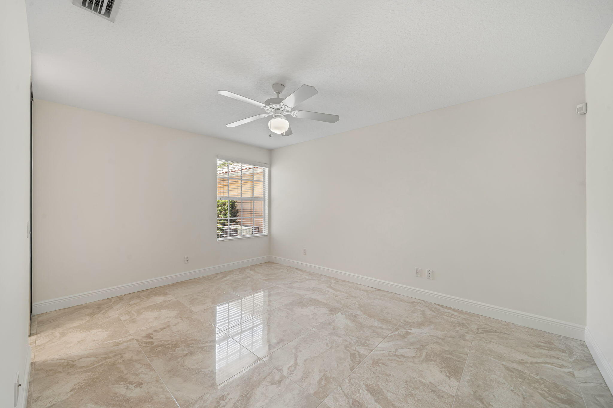 3214 Verdmont Lane Property Photo 24