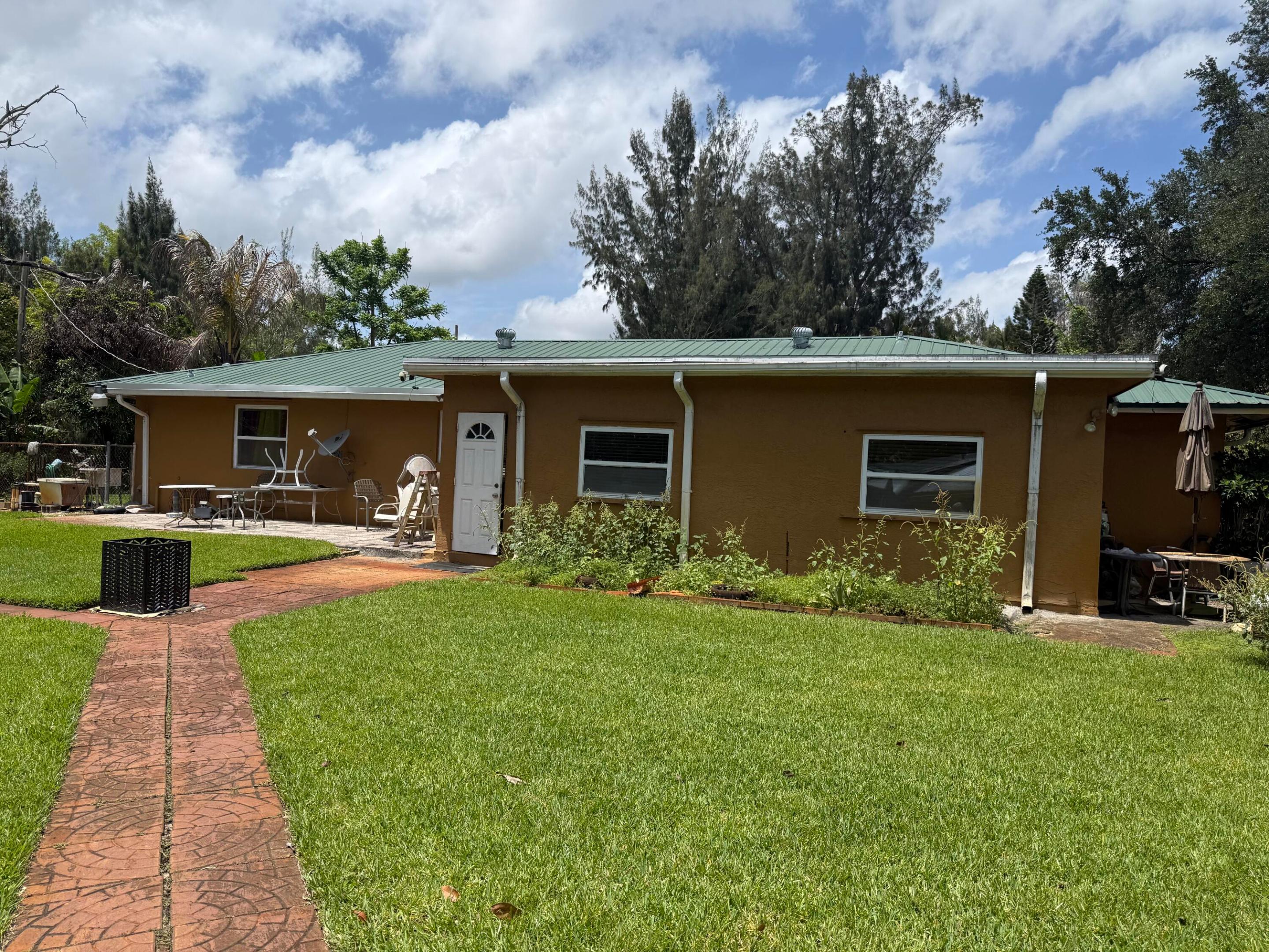 16700 E Alan Black Boulevard E Property Photo 3