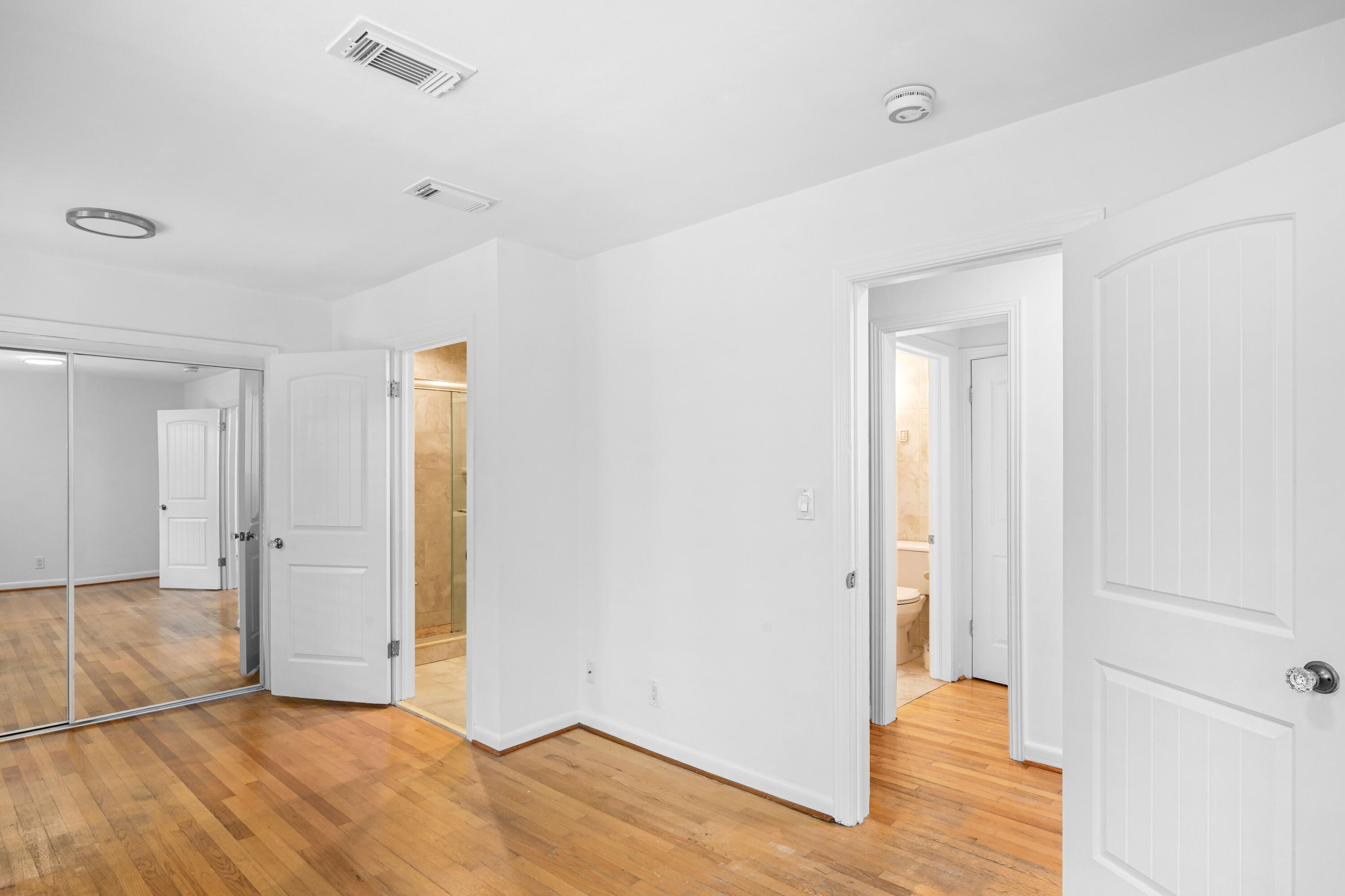1915 Lake Avenue Property Photo 17