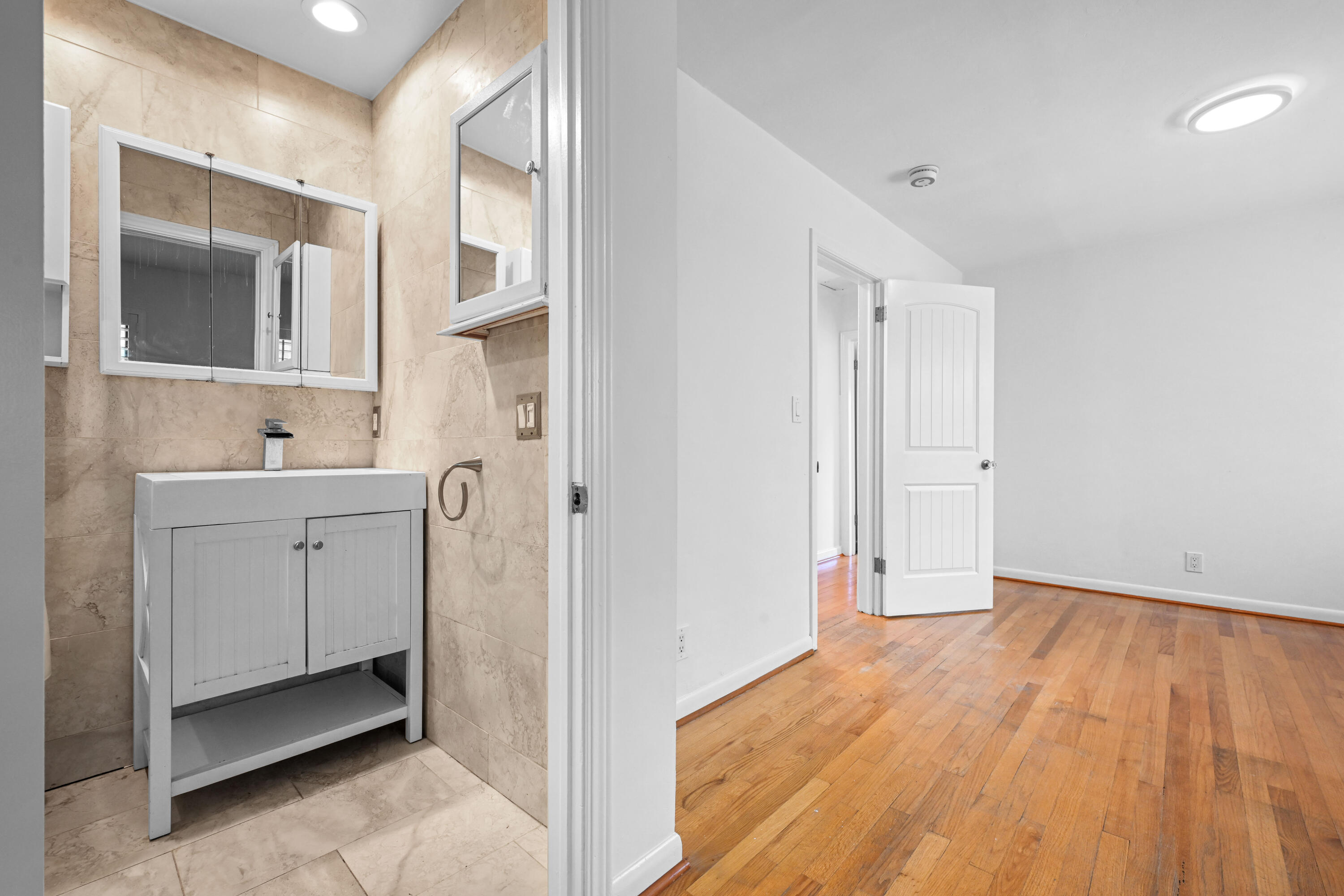 1915 Lake Avenue Property Photo 22