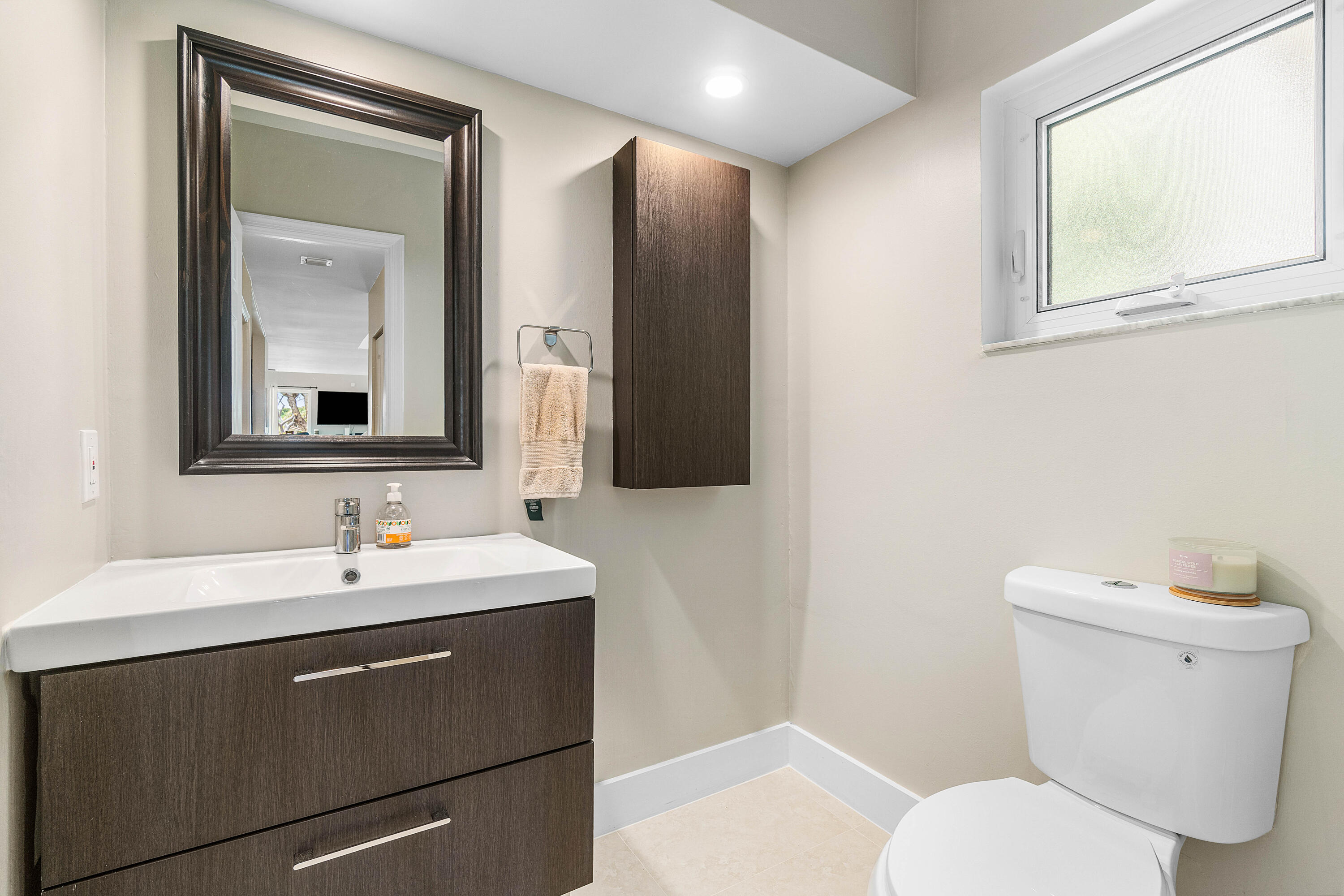 6044 Glendale Drive Property Photo 11
