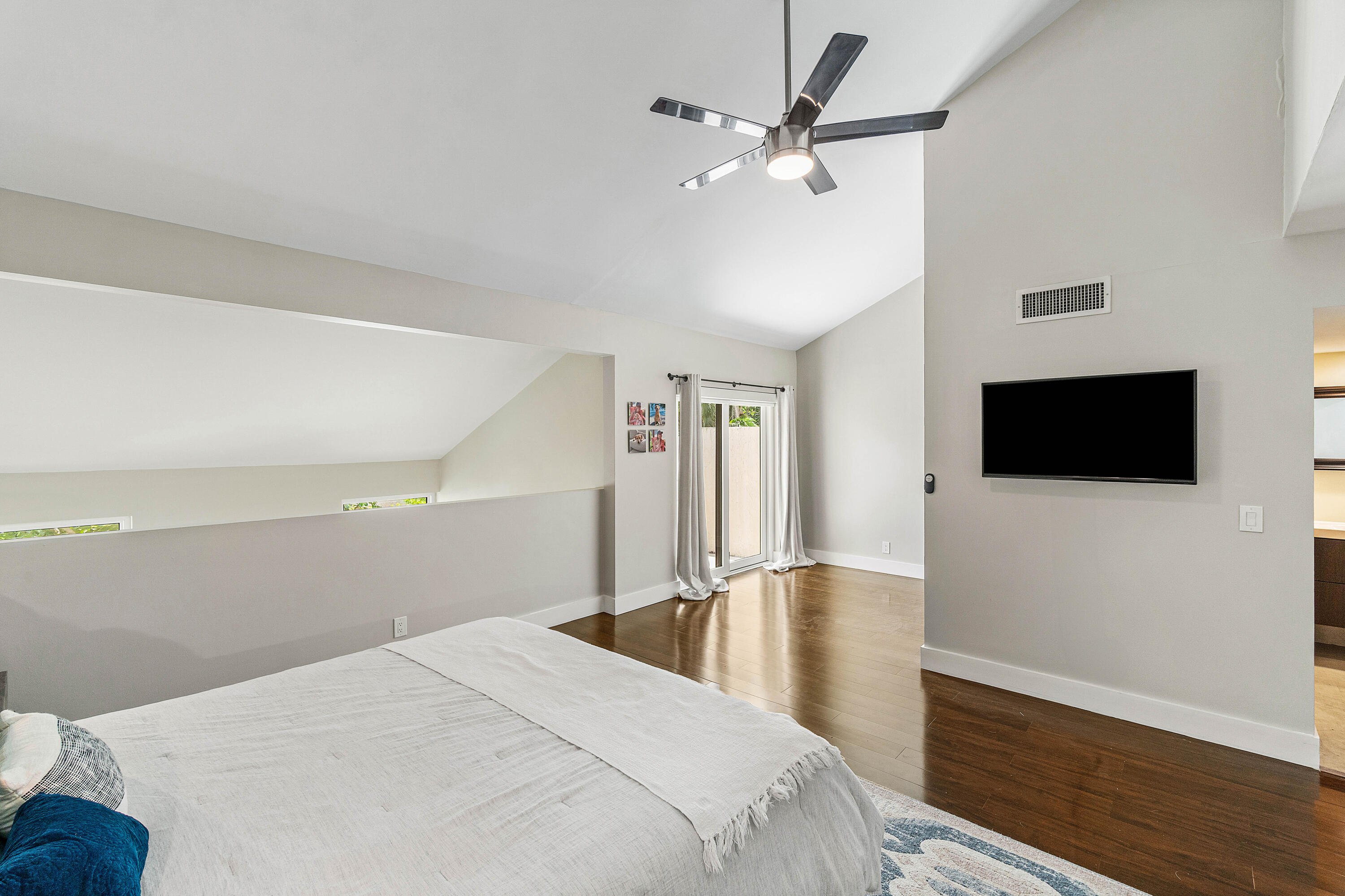 6044 Glendale Drive Property Photo 16
