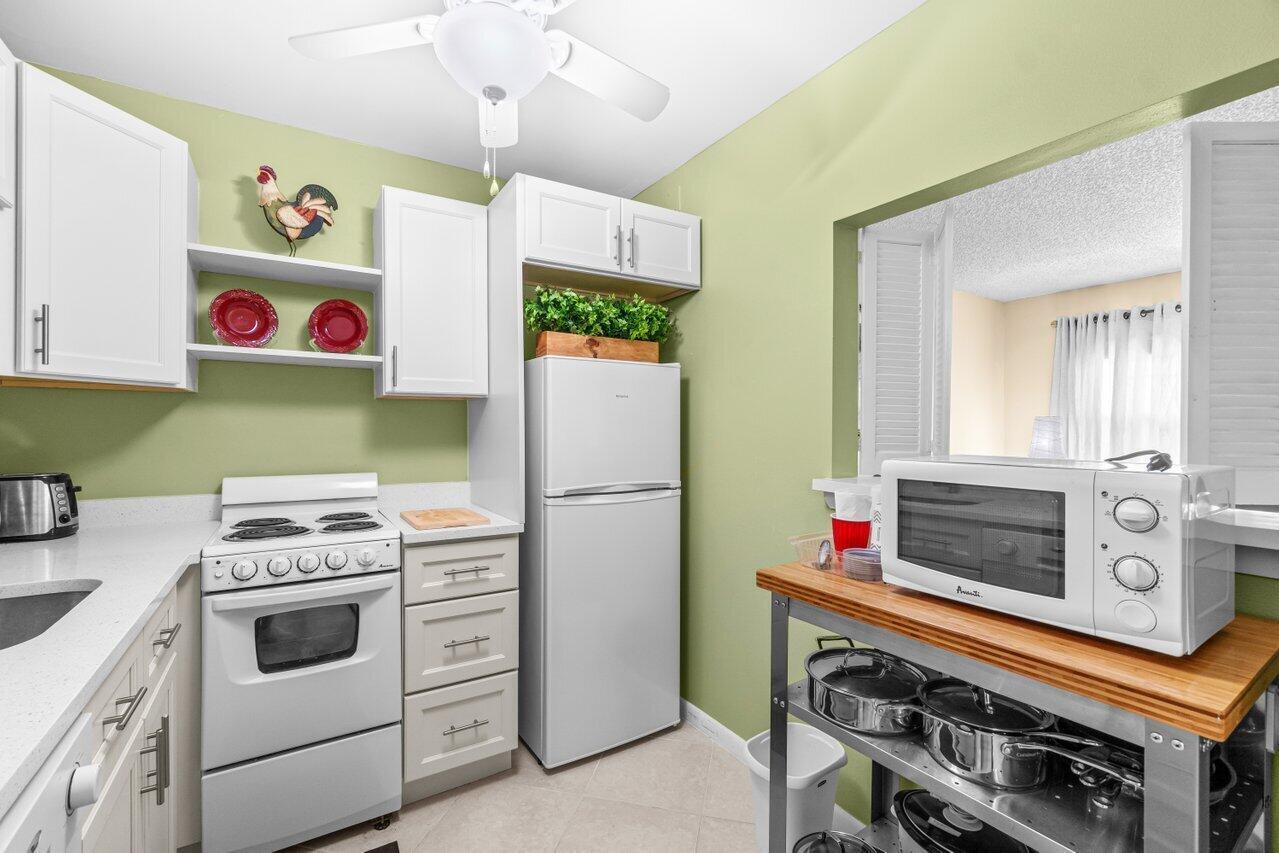 68 Suffolk B 68 Property Photo 4