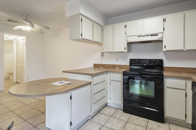 2561 Nw 99th Avenue Property Photo 8