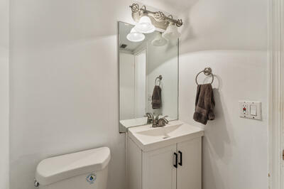 2561 Nw 99th Avenue Property Photo 10
