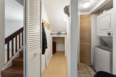 2561 Nw 99th Avenue Property Photo 12