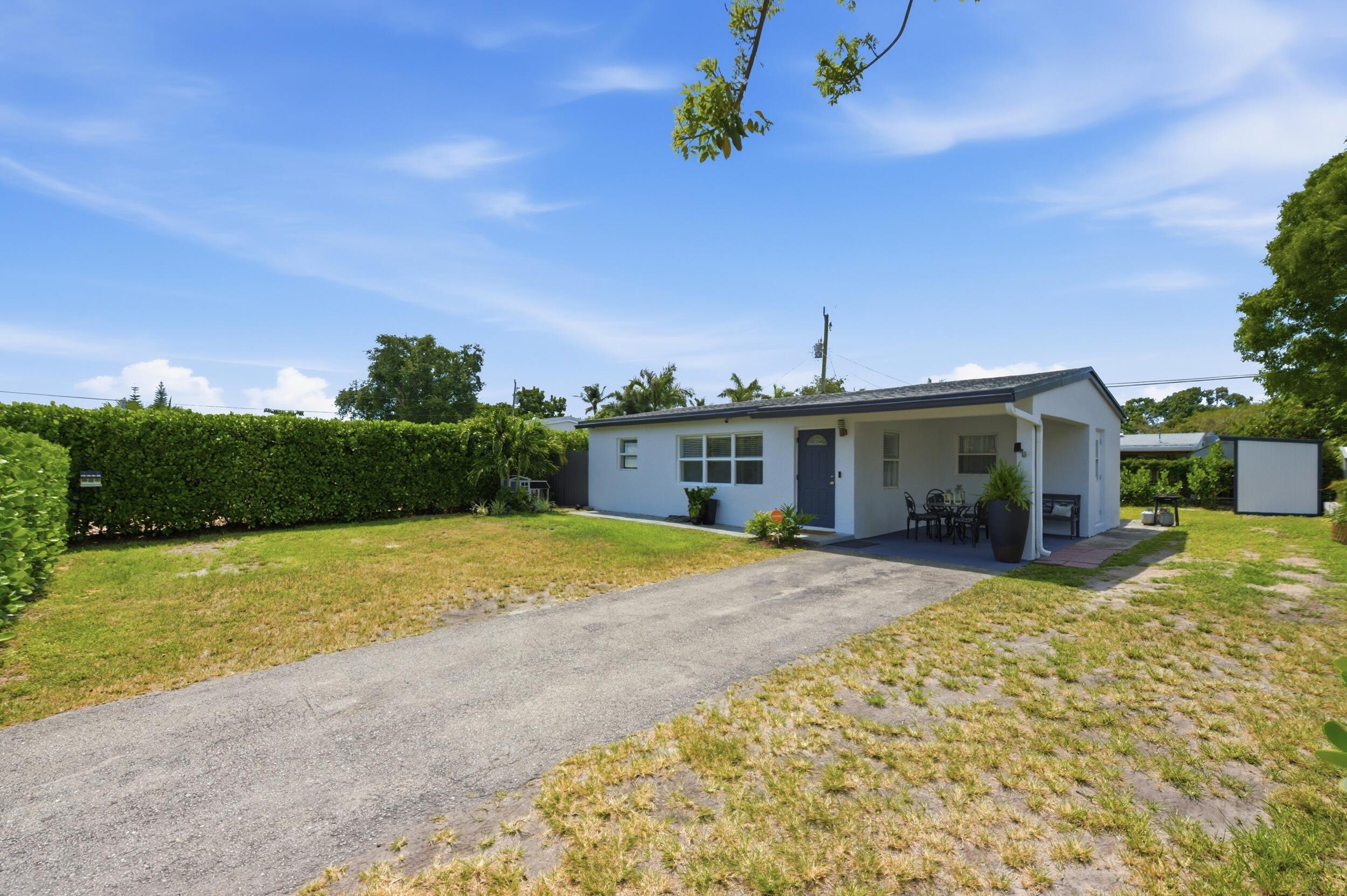 330 NE 59th Court