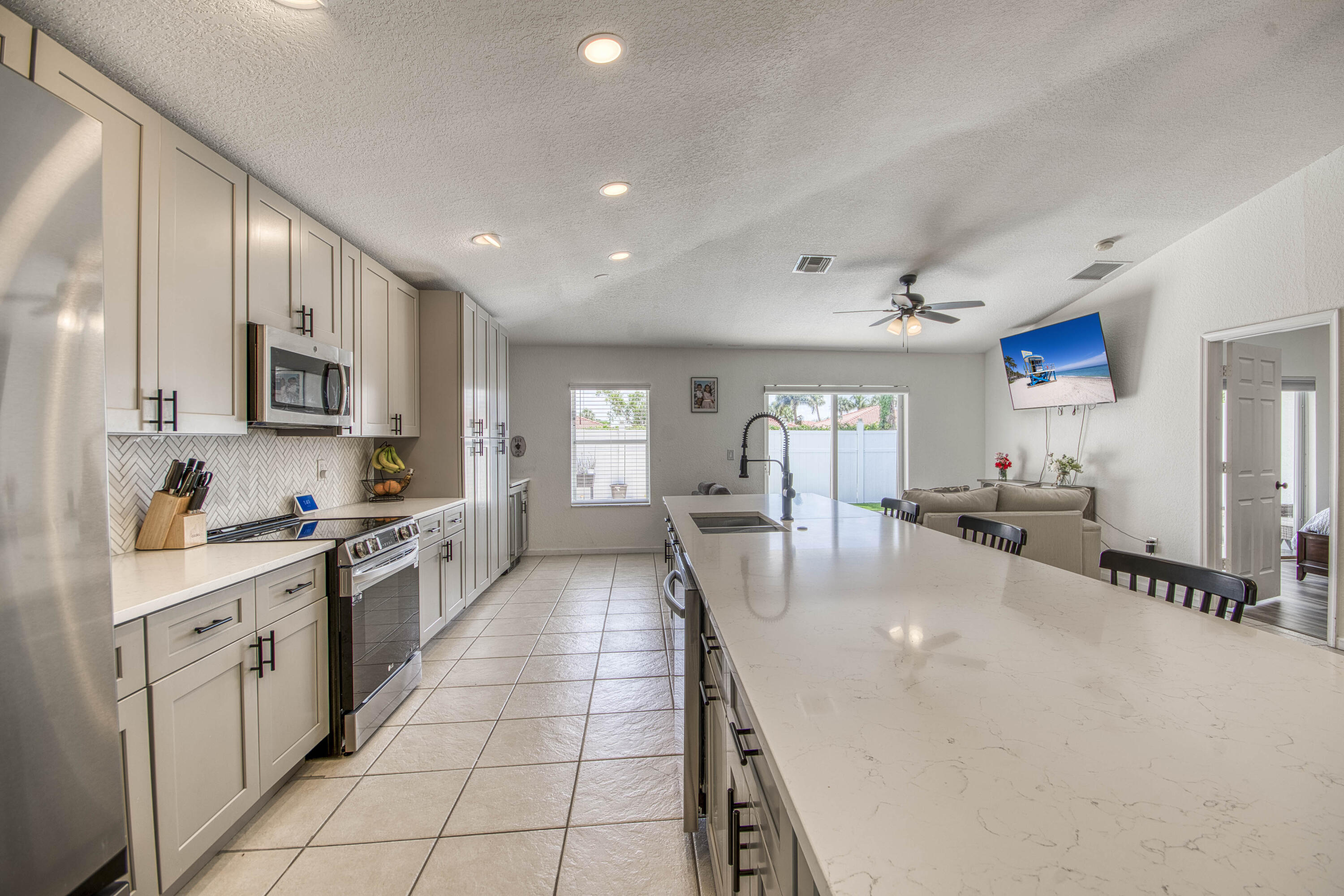 6036 Azalea Circle Property Photo 9