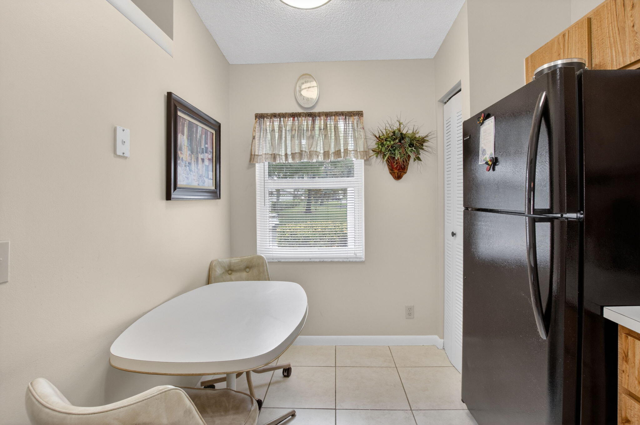 8697 Sunbird Place Property Photo 5