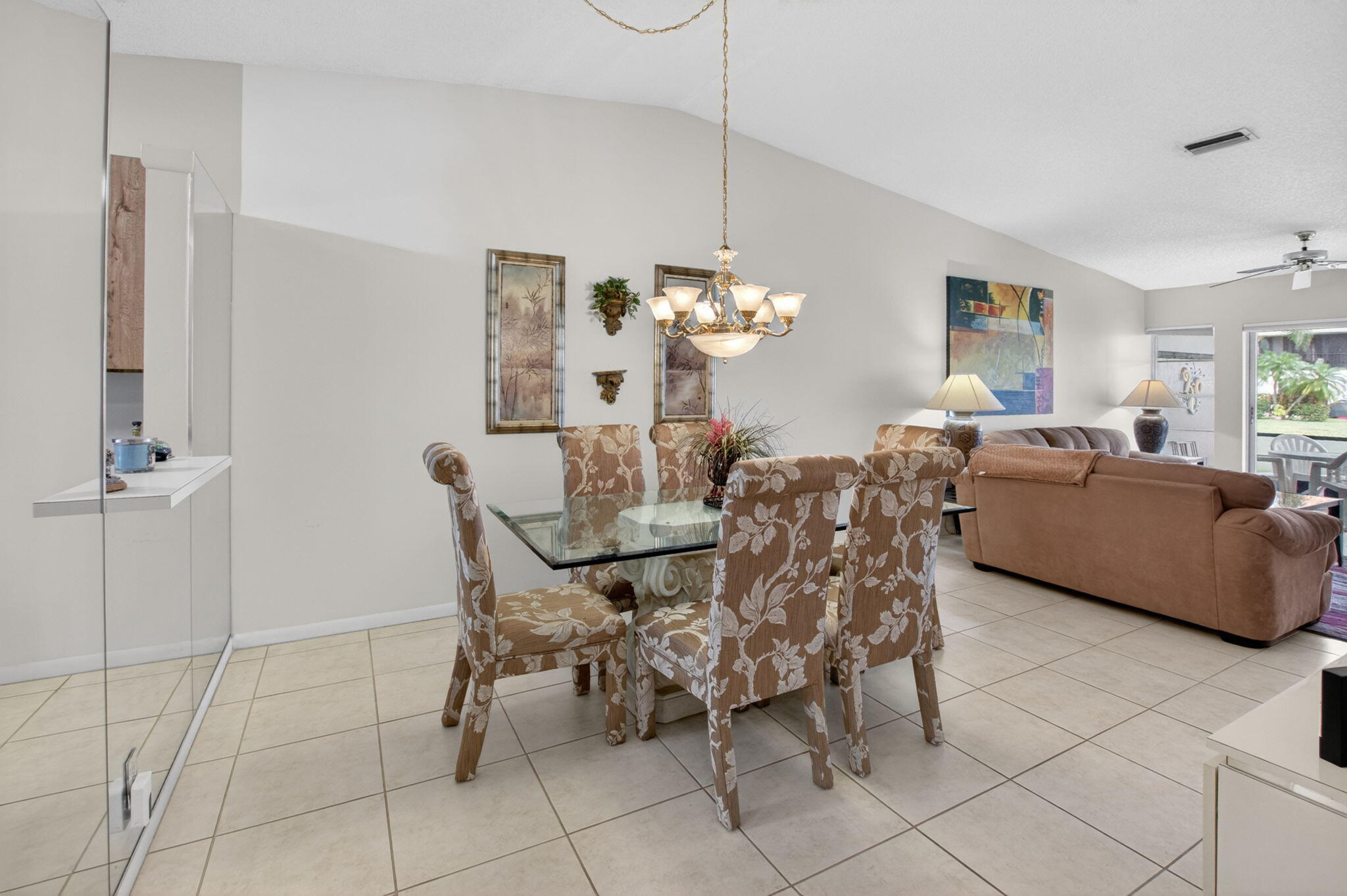 8697 Sunbird Place Property Photo 9