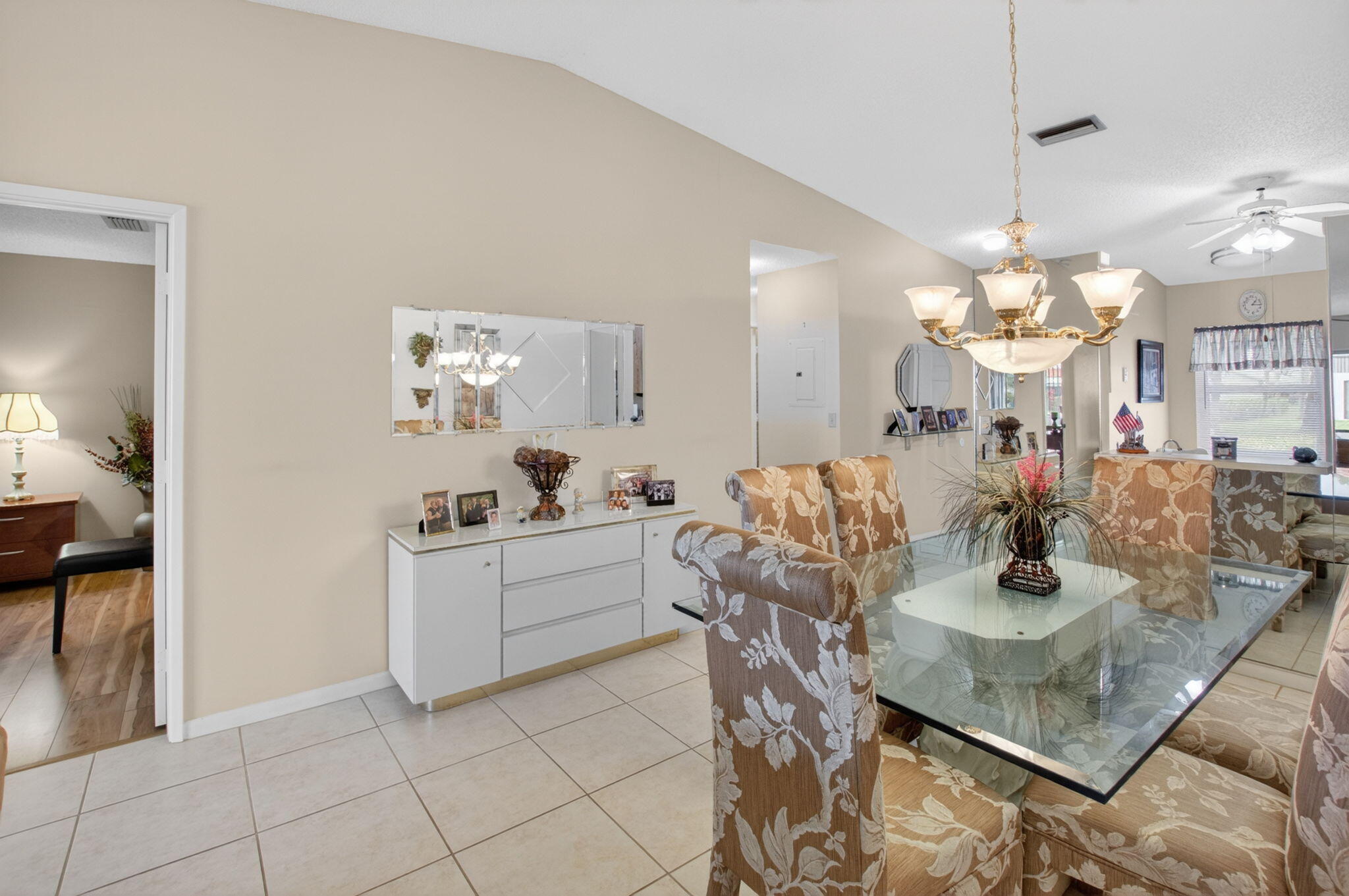 8697 Sunbird Place Property Photo 12