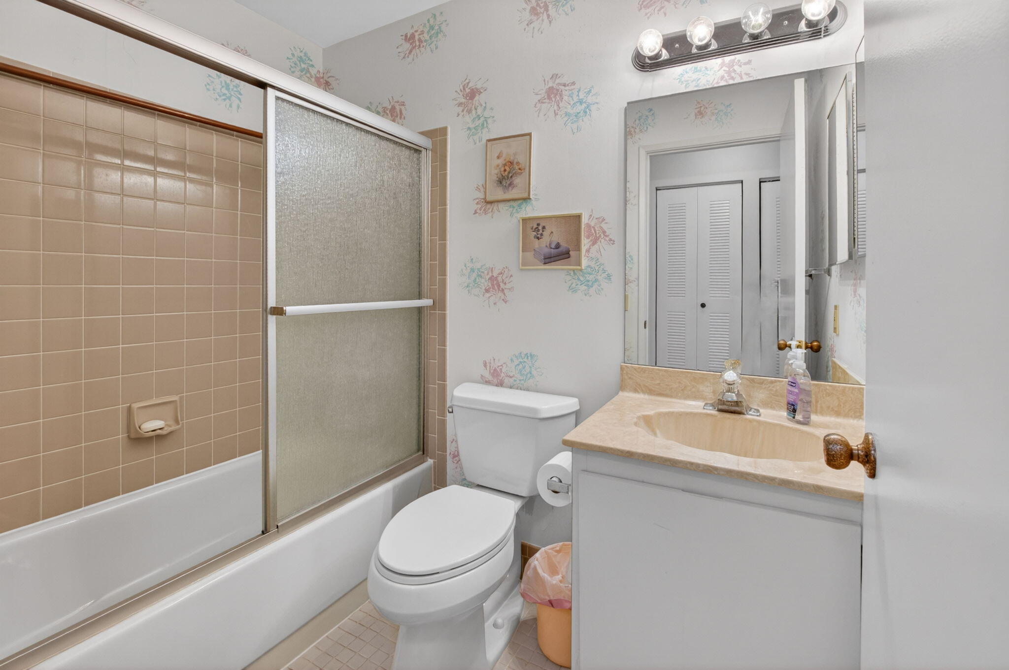 8697 Sunbird Place Property Photo 17