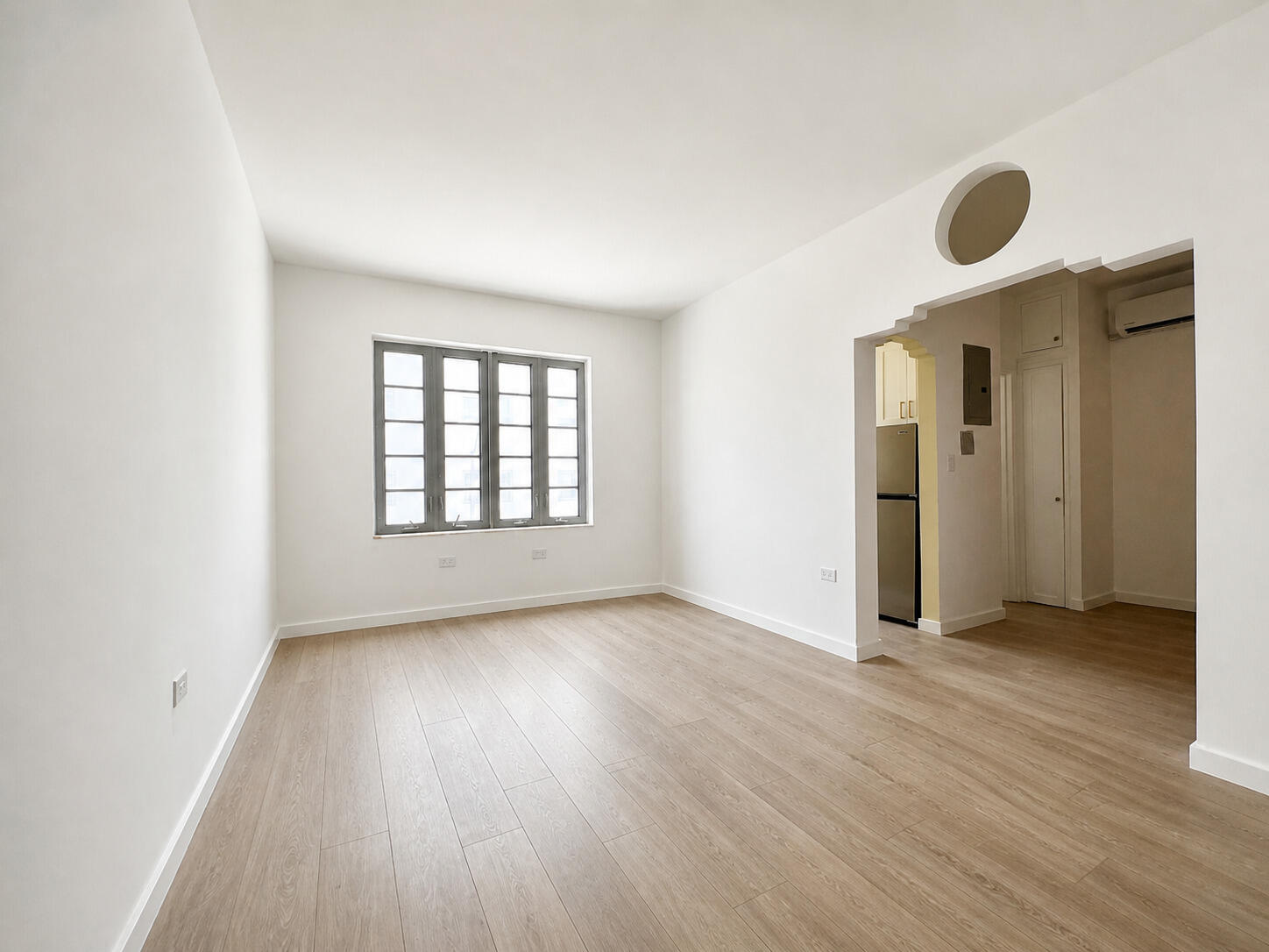 901 Collins Avenue 209 Property Photo 9