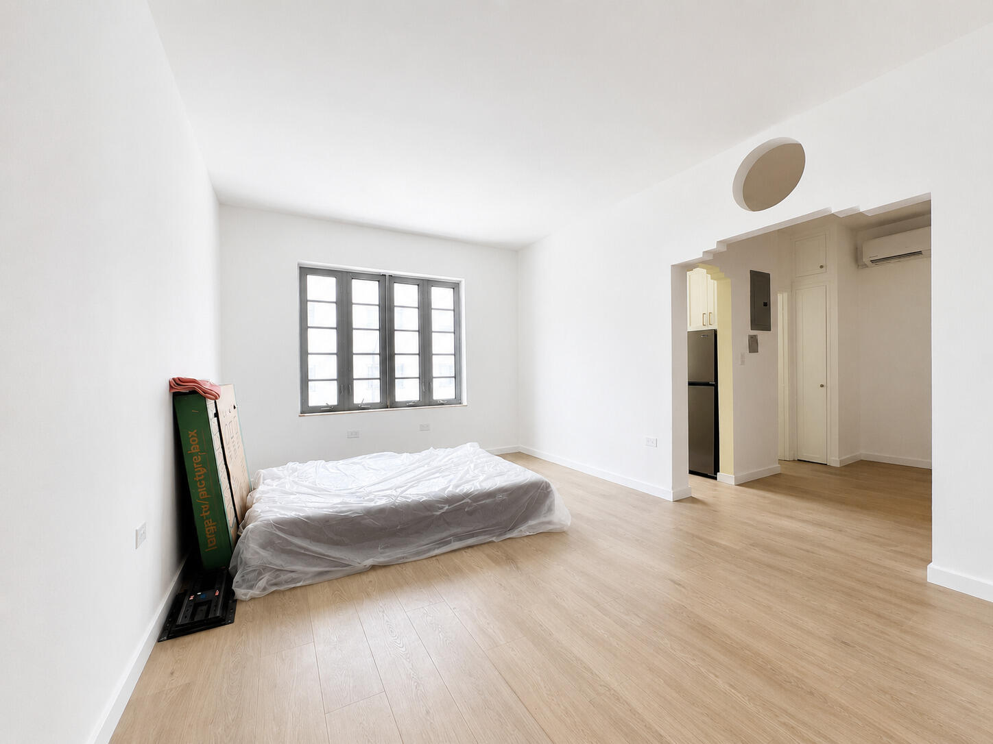 901 Collins Avenue 209 Property Photo 10