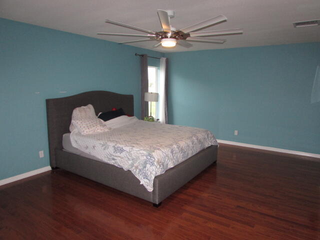 5800 Nw Allyse Drive Property Photo 10