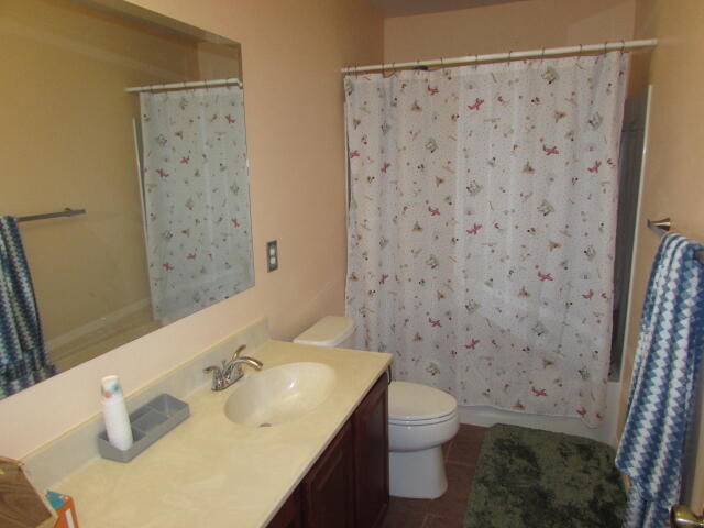 5800 Nw Allyse Drive Property Photo 17