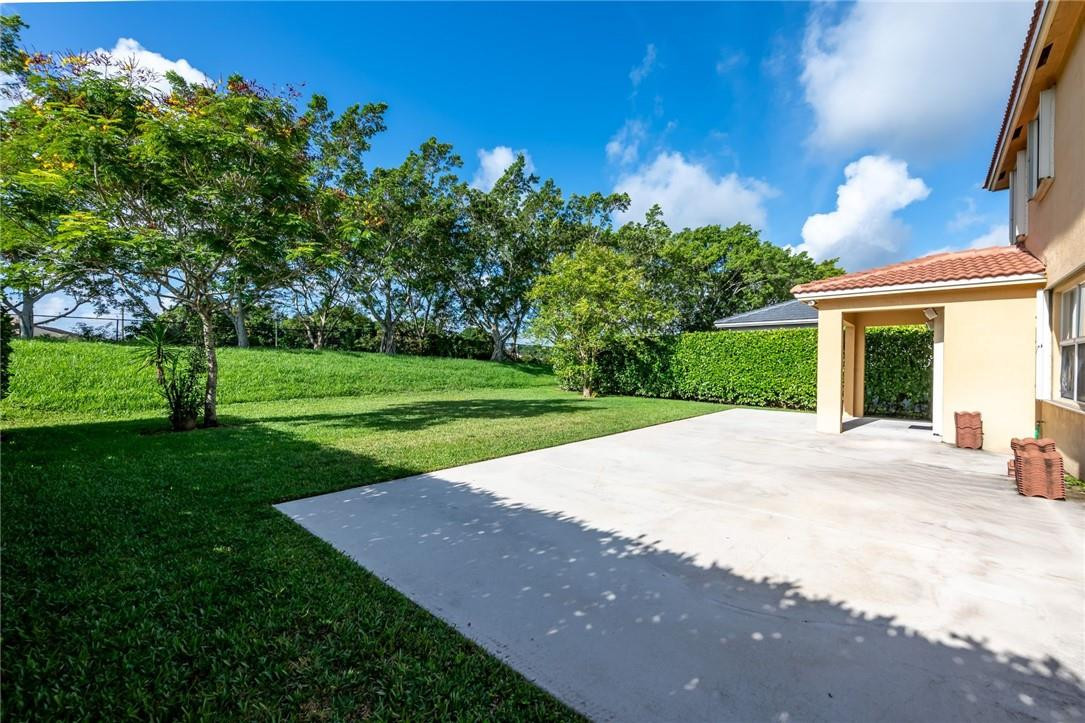19364 S Whitewater Avenue Property Photo 35