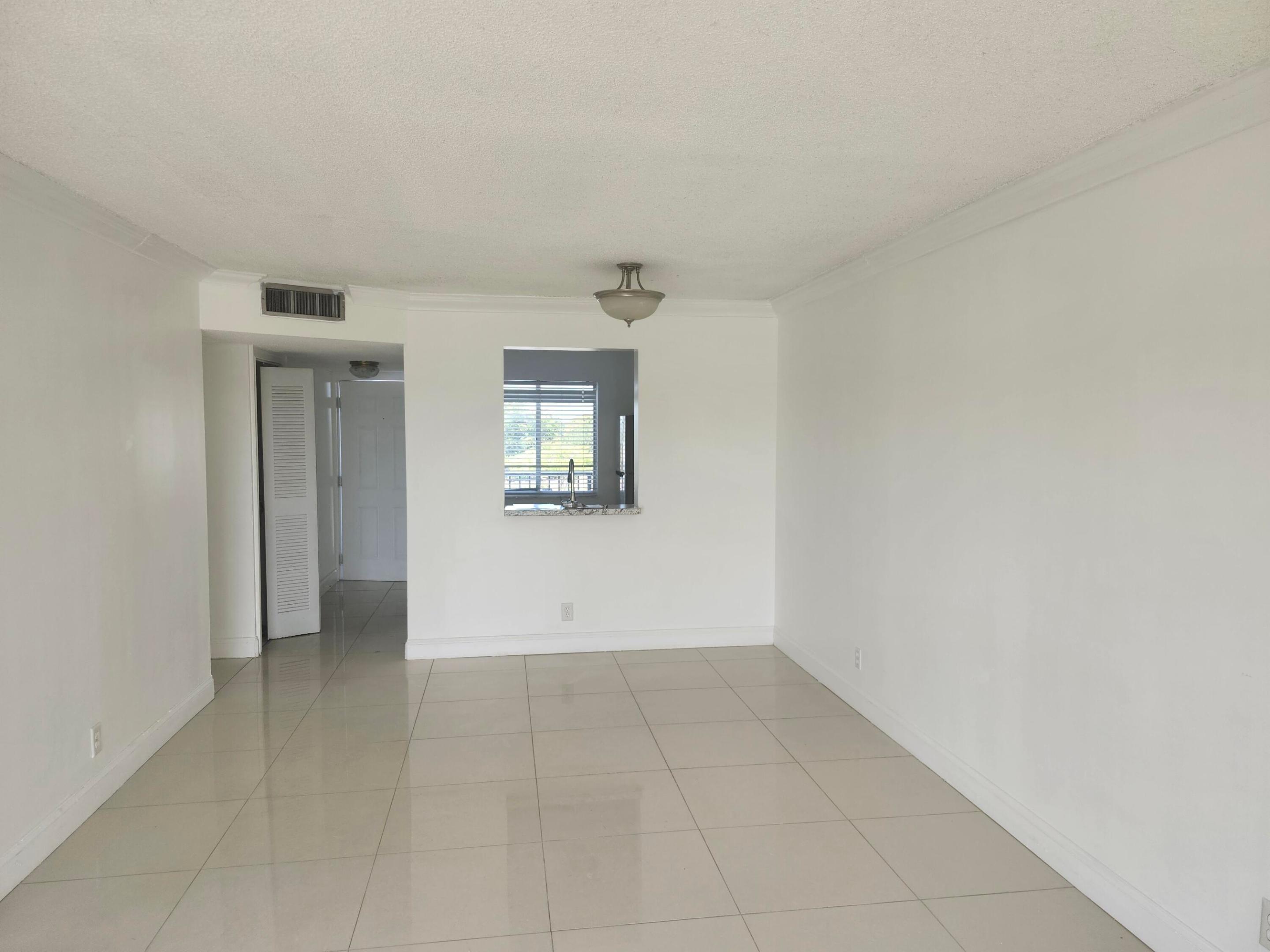 8600 N Sherman Circle N 408 Property Photo 4