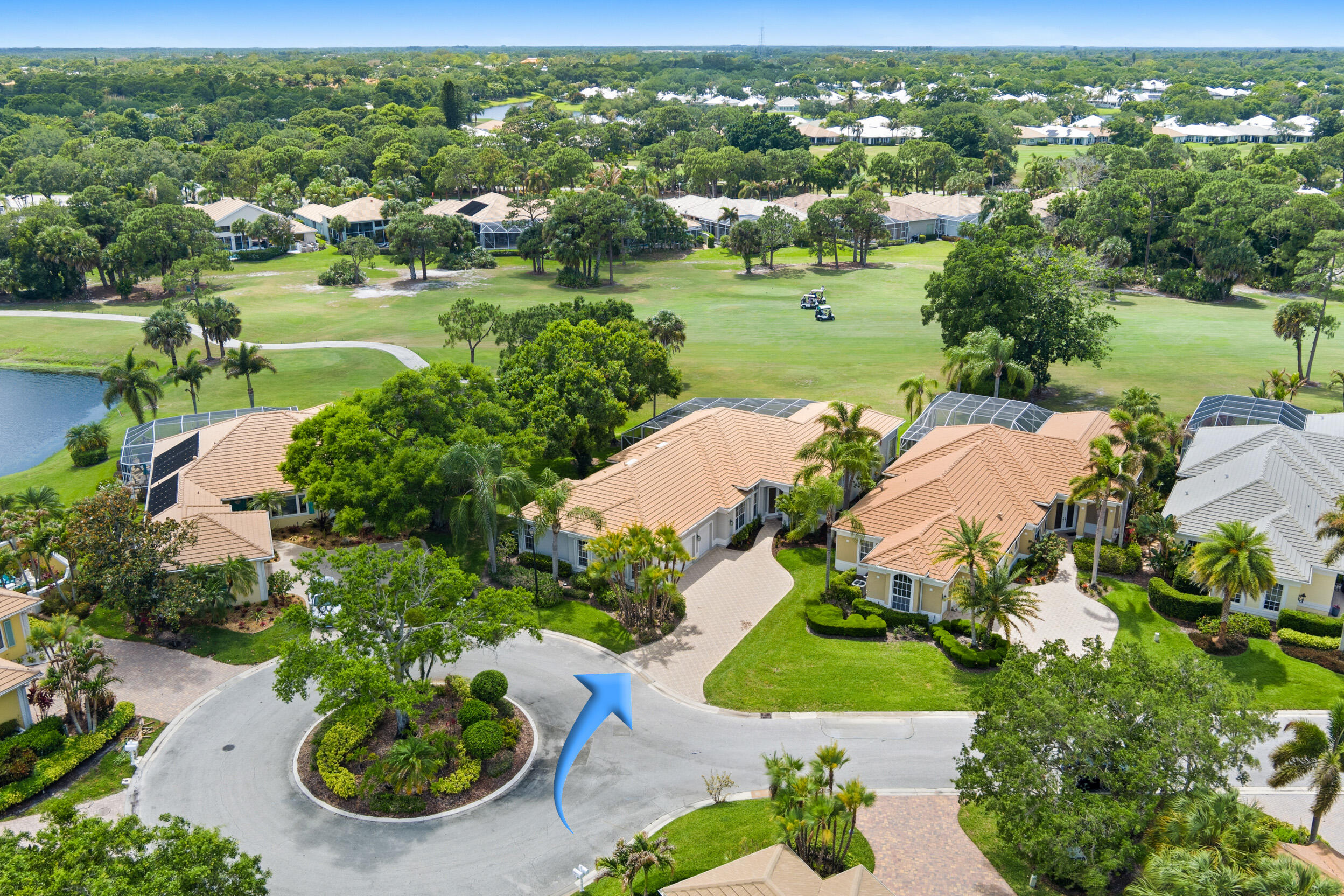 2534 SW Manor Hill Drive