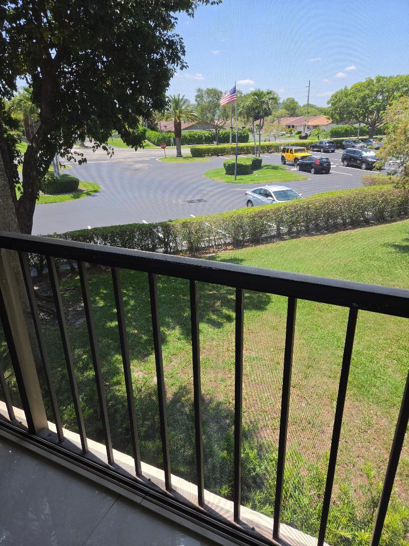 5310 Las Verdes Circle 220 Property Photo 1