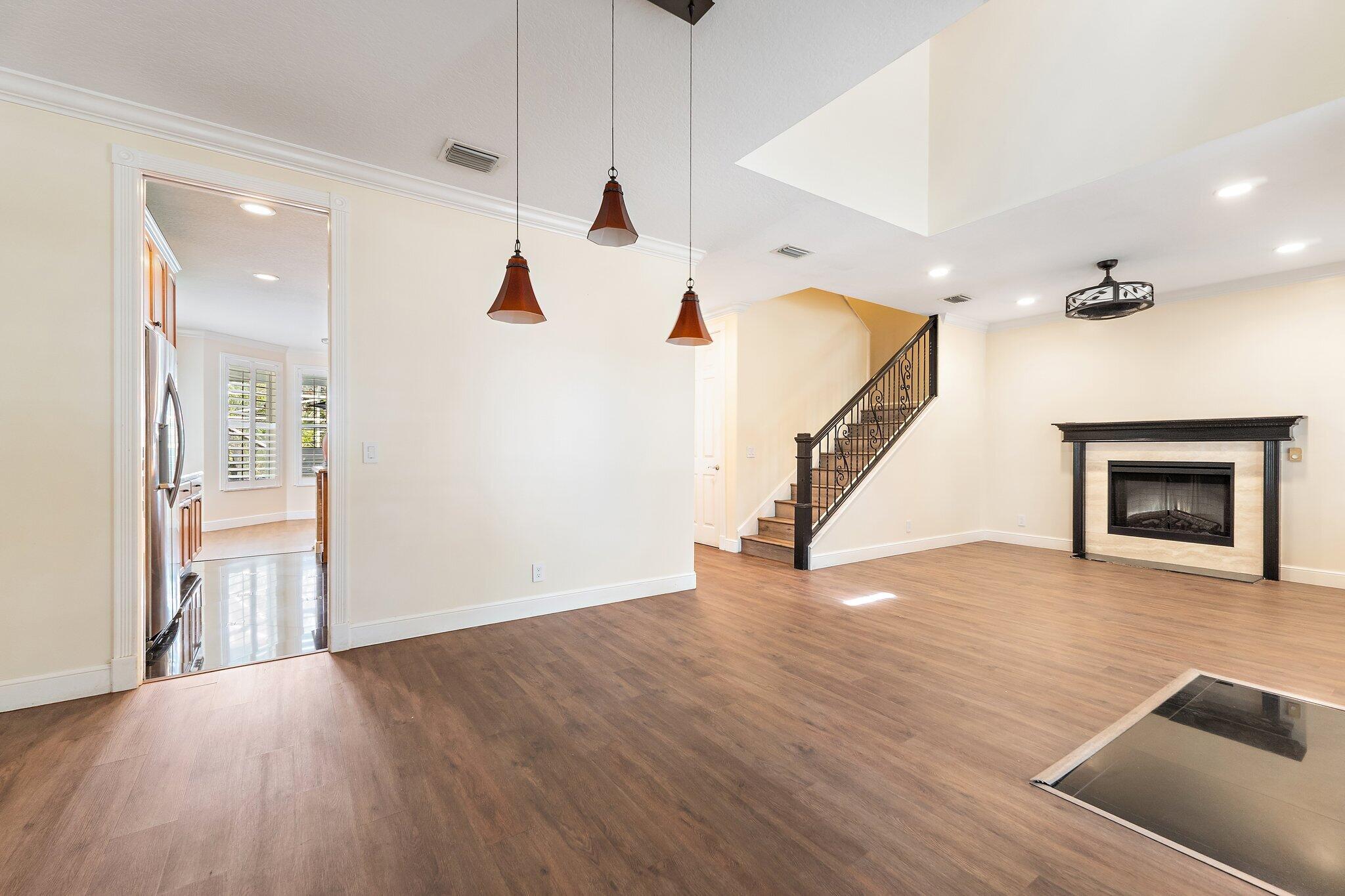 1138 Sw Lighthouse Drive Property Photo 11