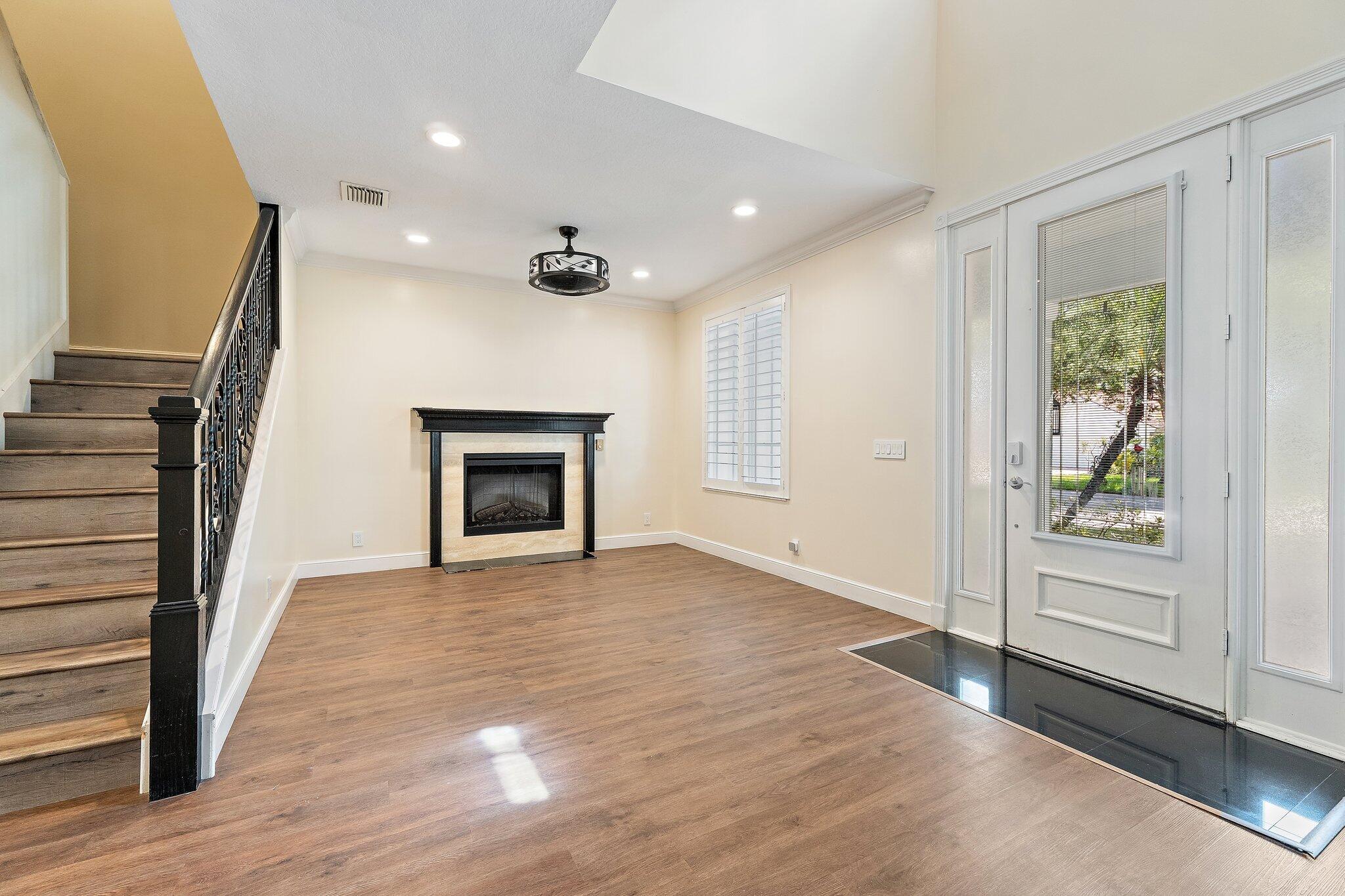 1138 Sw Lighthouse Drive Property Photo 12